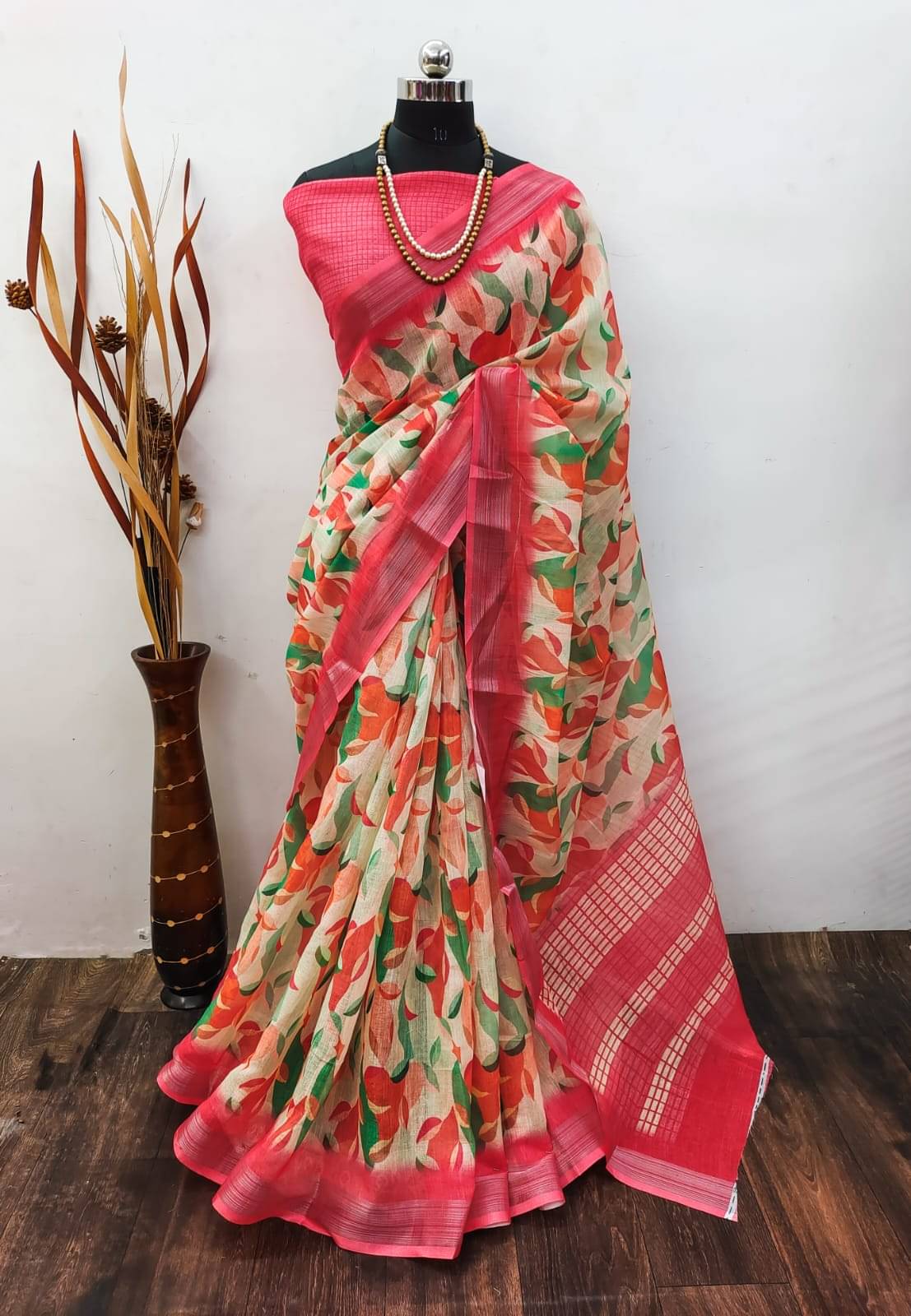     			Sidhidata Linen Printed Saree With Unstitched Blouse Piece ( Peach )