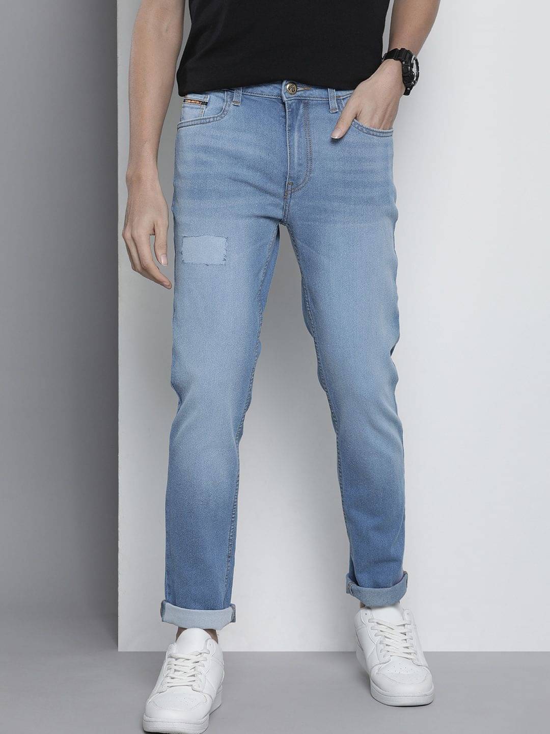 The Indian Garage Co. Slim Fit Washed Men's Jeans - Blue ( Pack of 1 )     			The Indian Garage Co. Slim Fit Washed Men's Jeans - Blue ( Pack of 1 )