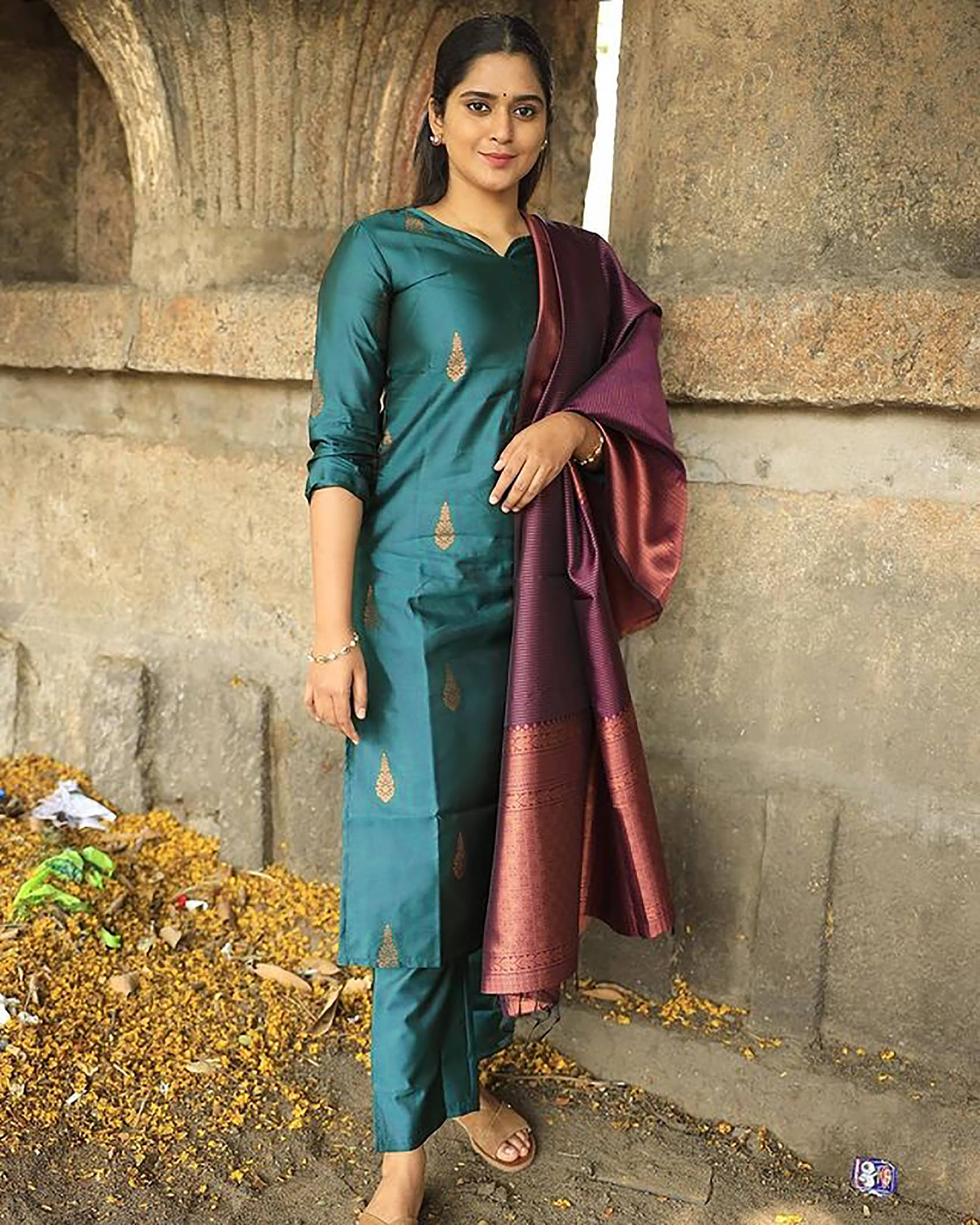 Trijal Fab Pack of 1 Jacquard Woven Design Straight Women's Kurti with Dupatta - ( Blue )     			Trijal Fab Pack of 1 Jacquard Woven Design Straight Women's Kurti with Dupatta - ( Blue )