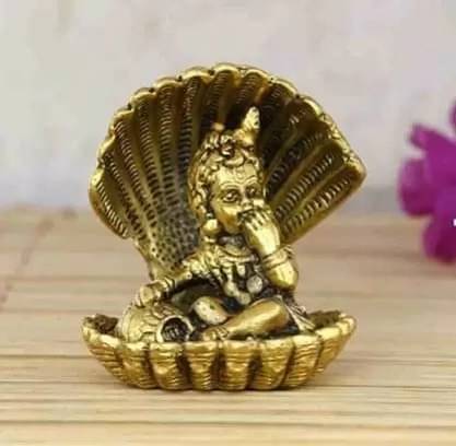     			Shri Astha Vinayak Brass Lord Krishna Idol ( 6 cm )