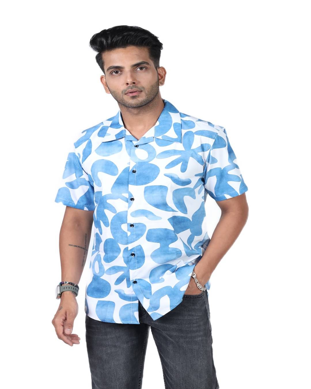     			HARPITA Cotton Blend Regular Fit Printed Half Sleeves Men's Casual Shirt - Blue ( Pack of 1 )