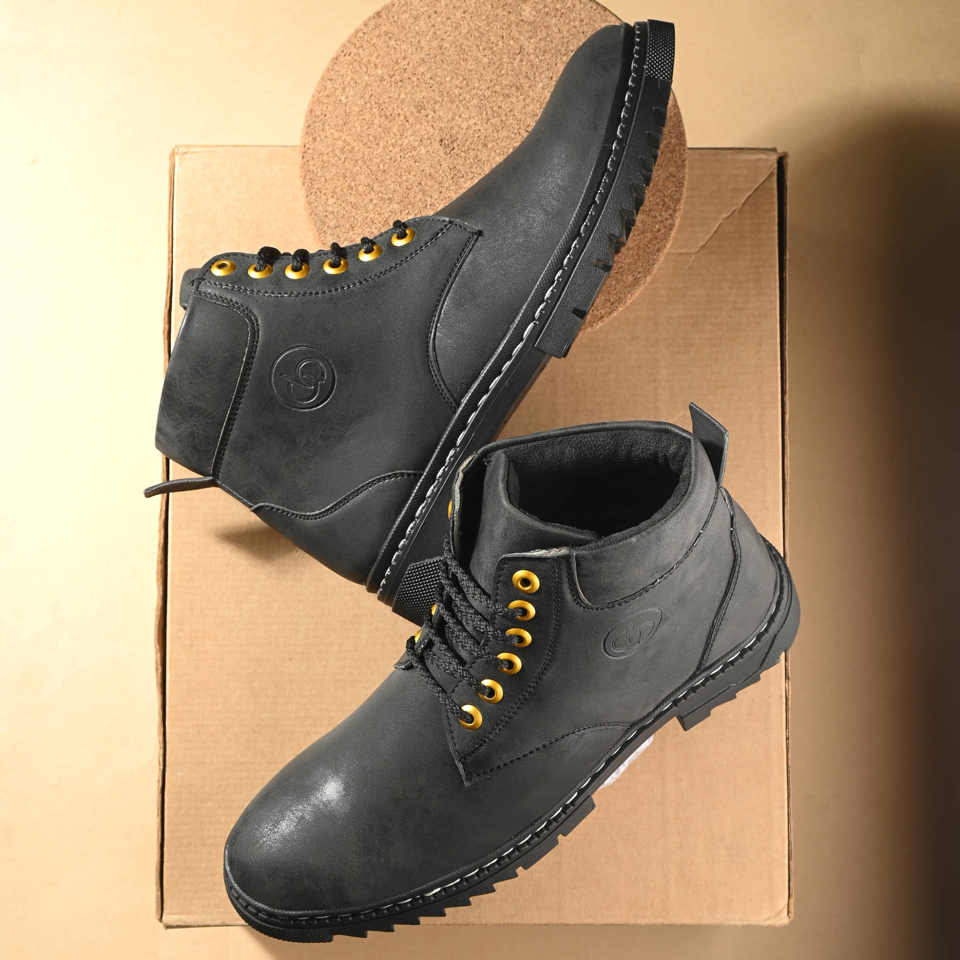     			Leeport Black Men's Casual Boots