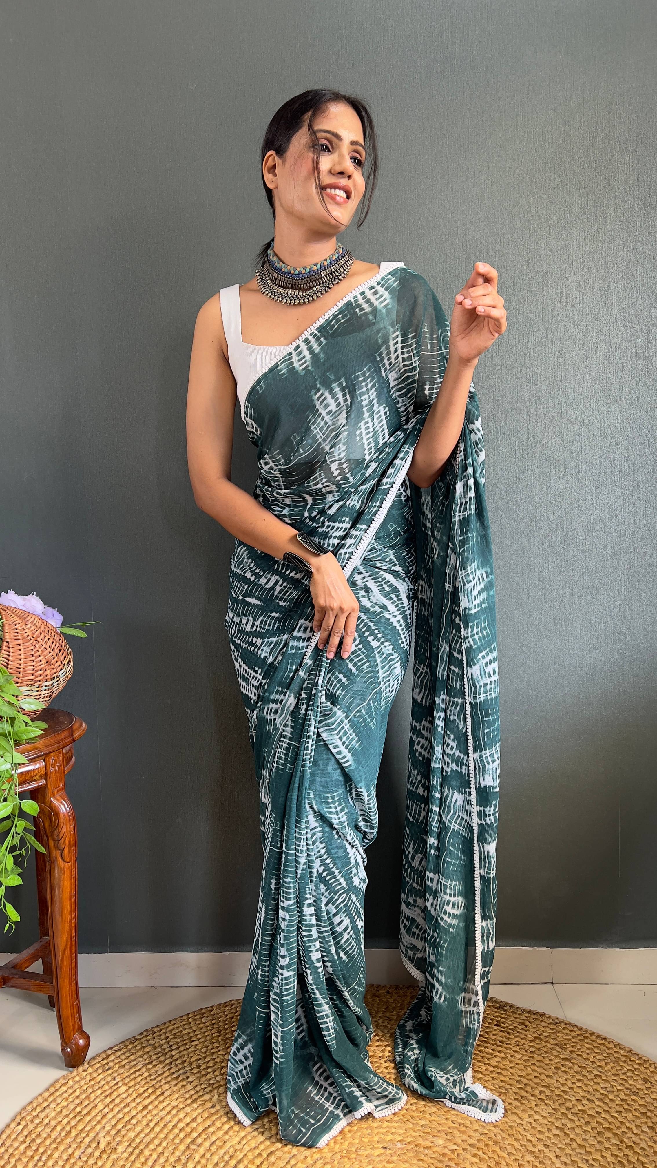     			Sidhidata Georgette Dyed Ready to Wear Saree With Unstitched Blouse Piece ( Rama )