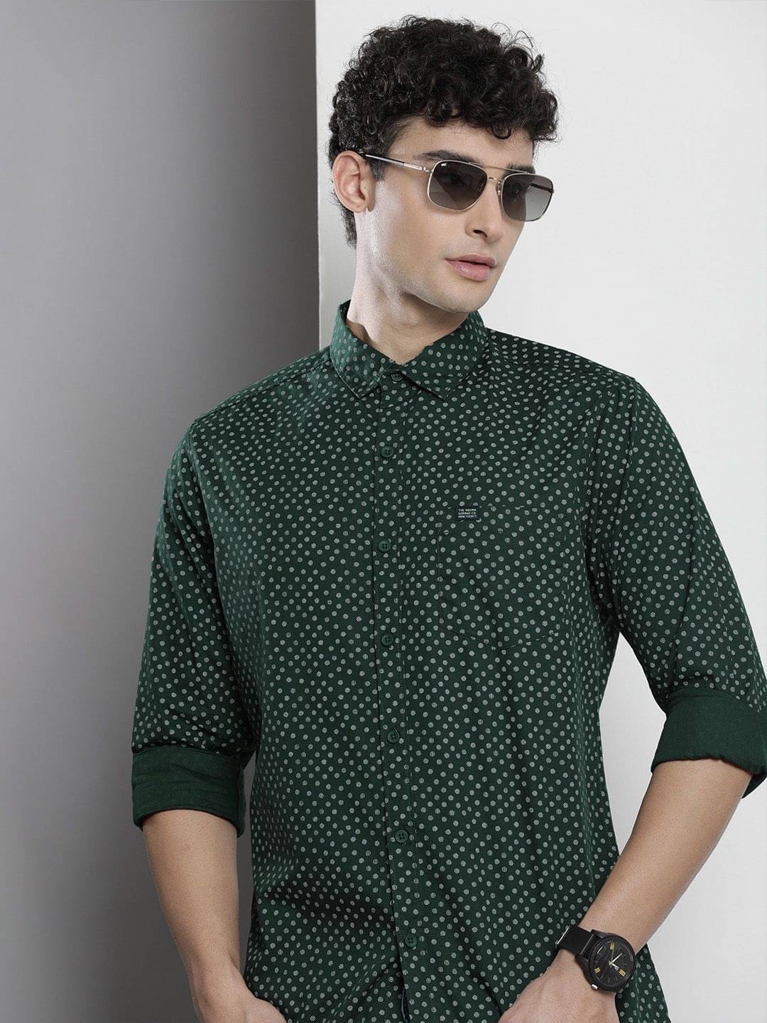 The Indian Garage Co. 100% Cotton Regular Fit Printed Full Sleeves Men's Casual Shirt - Green ( Pack of 1 ) The Indian Garage Co. 100% Cotton Regular Fit Printed Full Sleeves Men's Casual Shirt - Green ( Pack of 1 )