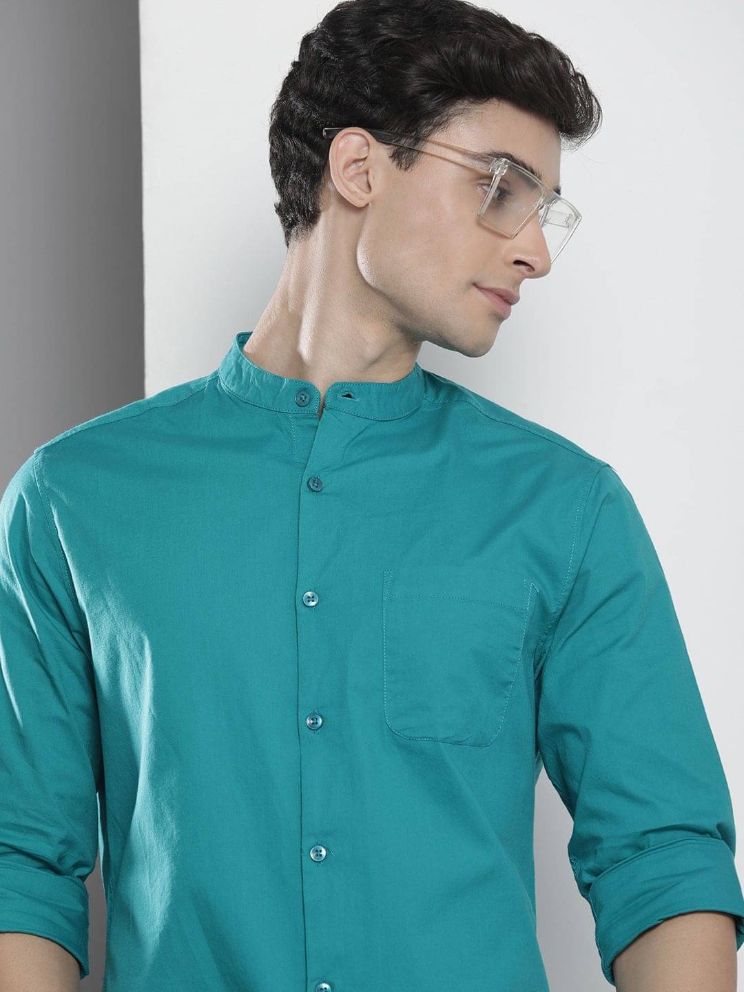 The Indian Garage Co. 100% Cotton Regular Fit Solids Full Sleeves Men's Casual Shirt - Blue ( Pack of 1 )     			The Indian Garage Co. 100% Cotton Regular Fit Solids Full Sleeves Men's Casual Shirt - Blue ( Pack of 1 )