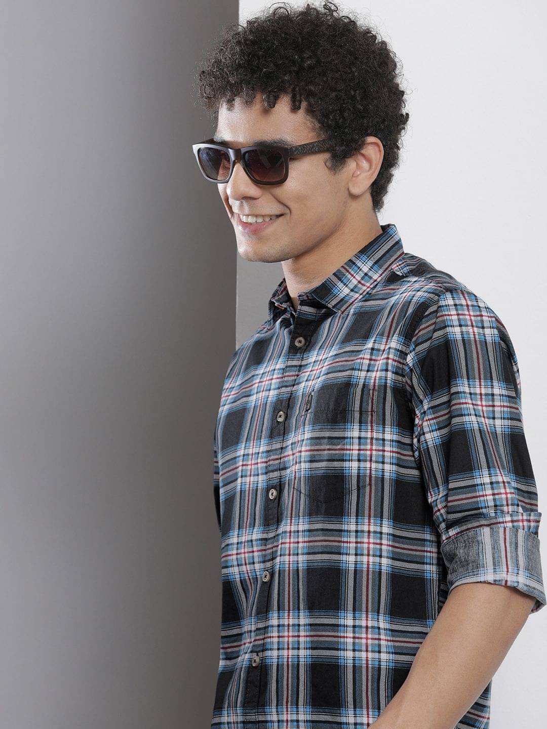     			The Indian Garage Co. 100% Cotton Regular Fit Checks Full Sleeves Men's Casual Shirt - Black ( Pack of 1 )