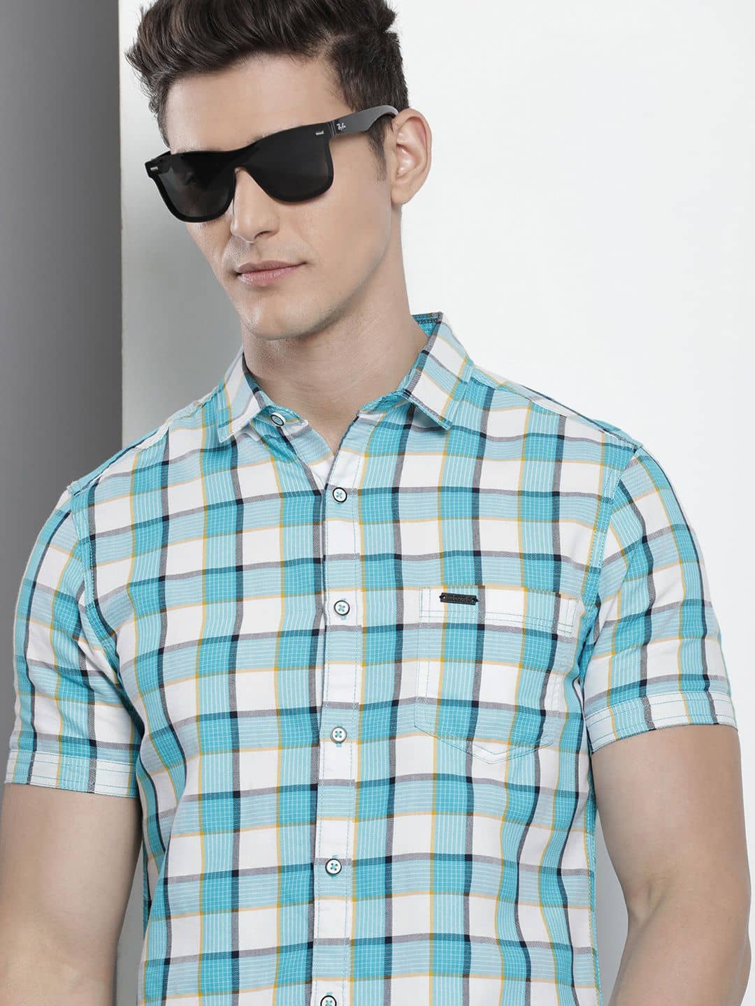 The Indian Garage Co. Poly Cotton Slim Fit Checks Half Sleeves Men's Casual Shirt - Blue ( Pack of 1 )