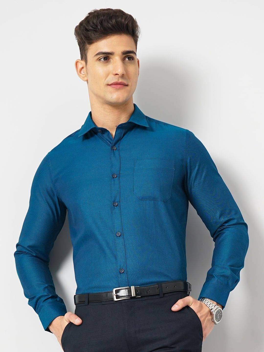 The Indian Garage Co. Poly Cotton Slim Fit Full Sleeves Men's Formal Shirt - Green ( Pack of 1 ) The Indian Garage Co. Poly Cotton Slim Fit Full Sleeves Men's Formal Shirt - Green ( Pack of 1 )