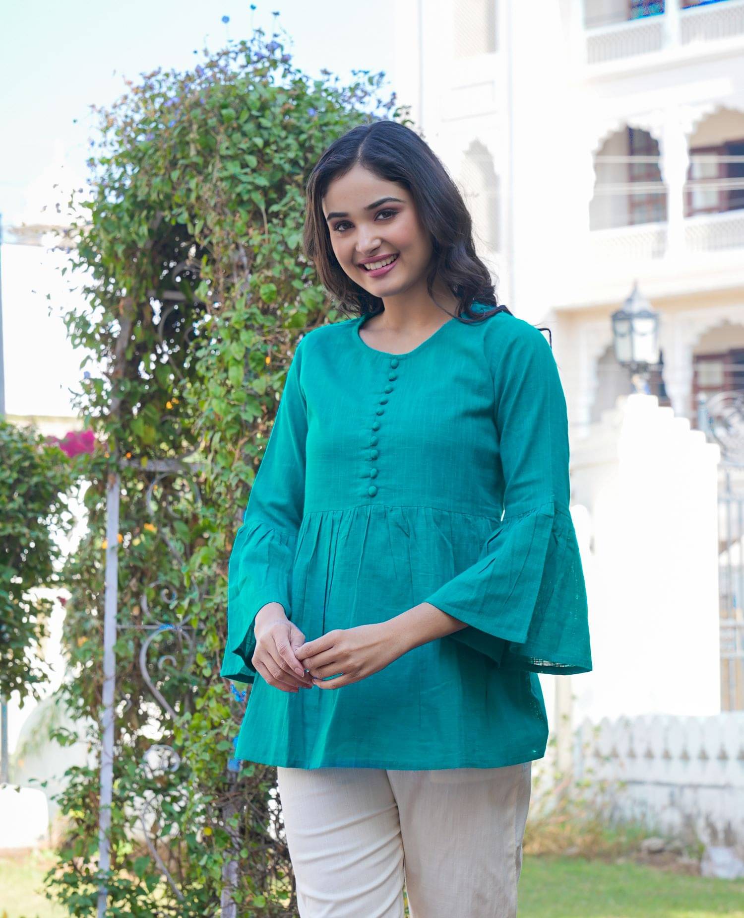     			Yash Gallery Women's Cotton Regular Top ( Blue )