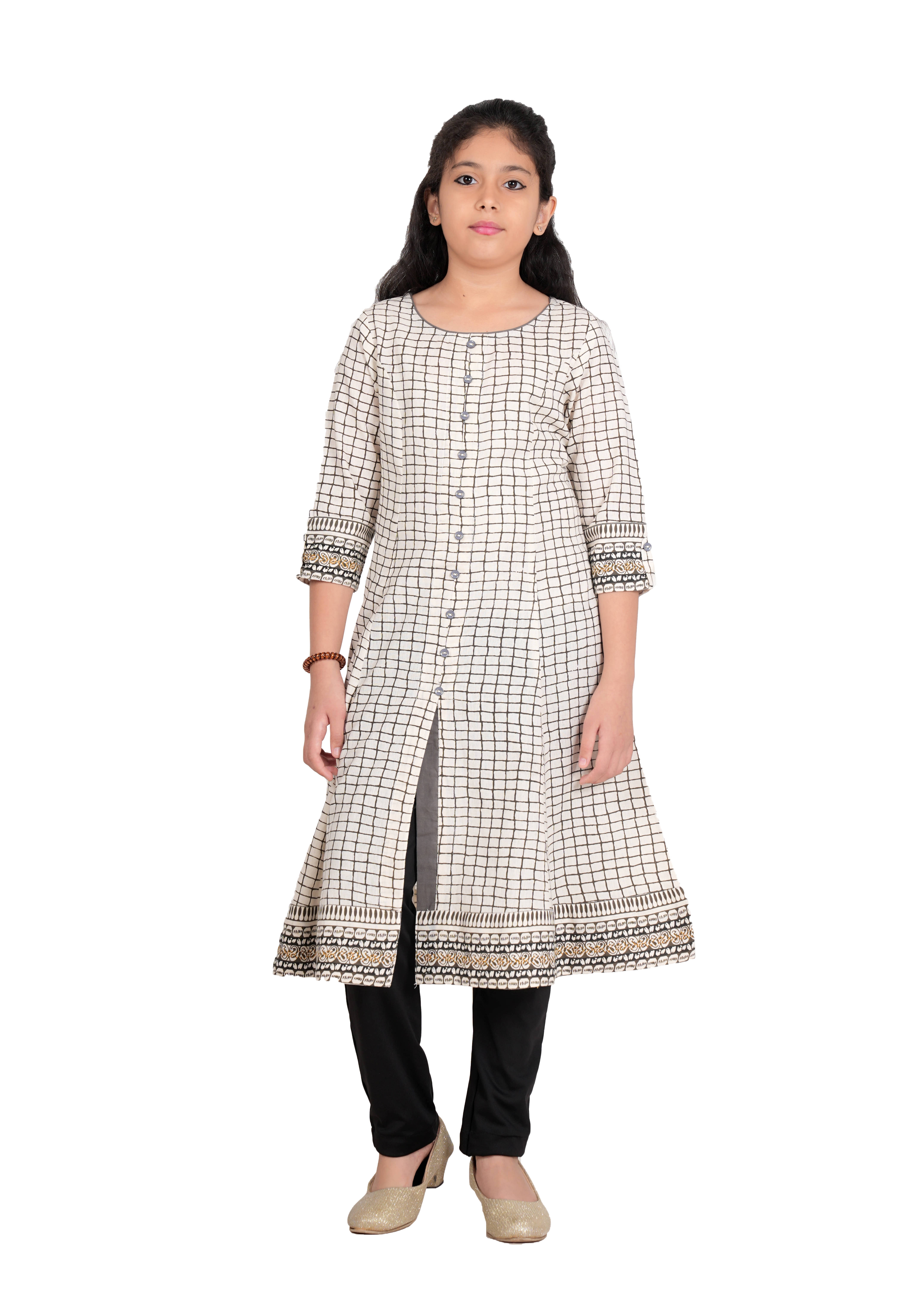     			Yash Gallery Cotton Fit And Flare Dress For Girls ( Pack of 1 , White )