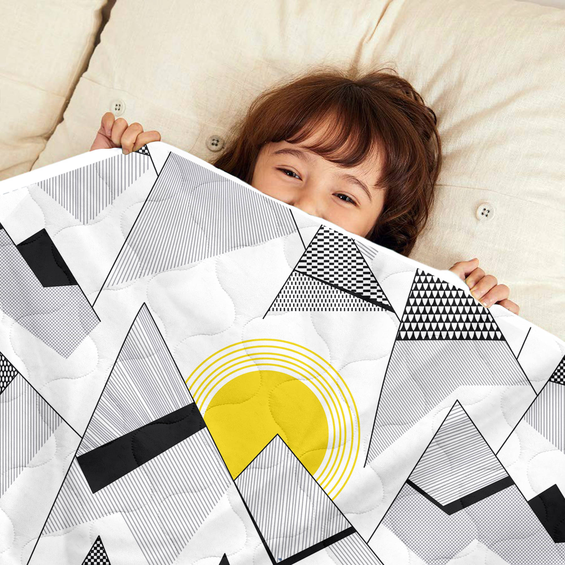 DIVINE CASA Microfiber Abstract Single Size Comforter ( 135 x 100 cm ) - Black ( Pack of 1 ) DIVINE CASA Microfiber Abstract Single Size Comforter ( 135 x 100 cm ) - Black ( Pack of 1 )