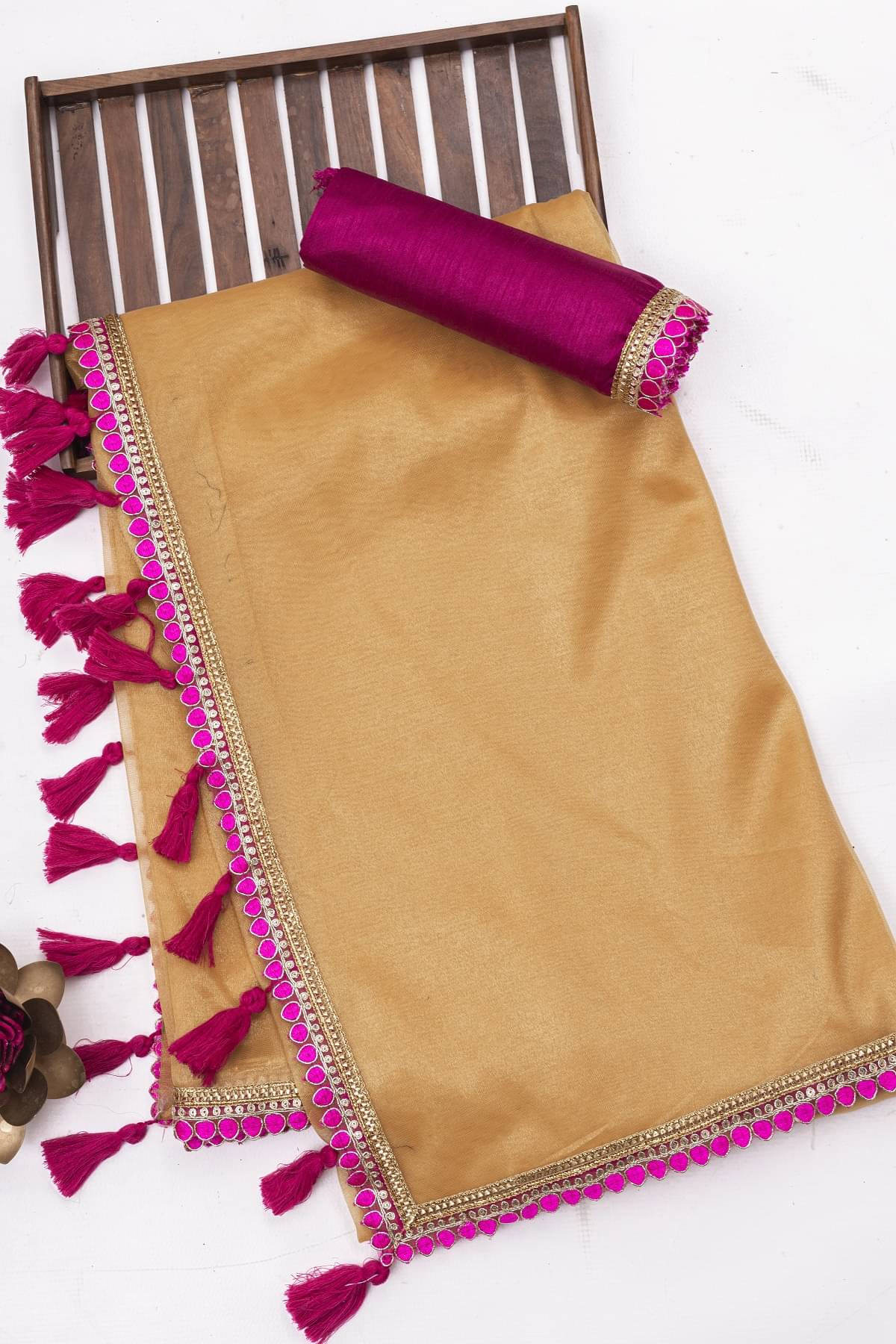 JULEE Net Embellished Saree With Unstitched Blouse Piece ( Cream ) JULEE Net Embellished Saree With Unstitched Blouse Piece ( Cream )
