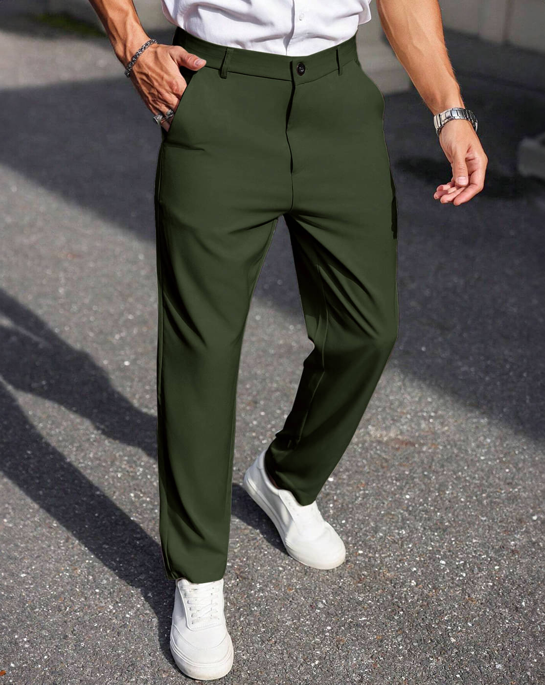    			Eyebogler Regular Flat Men's Chinos - Green ( Pack of 1 )