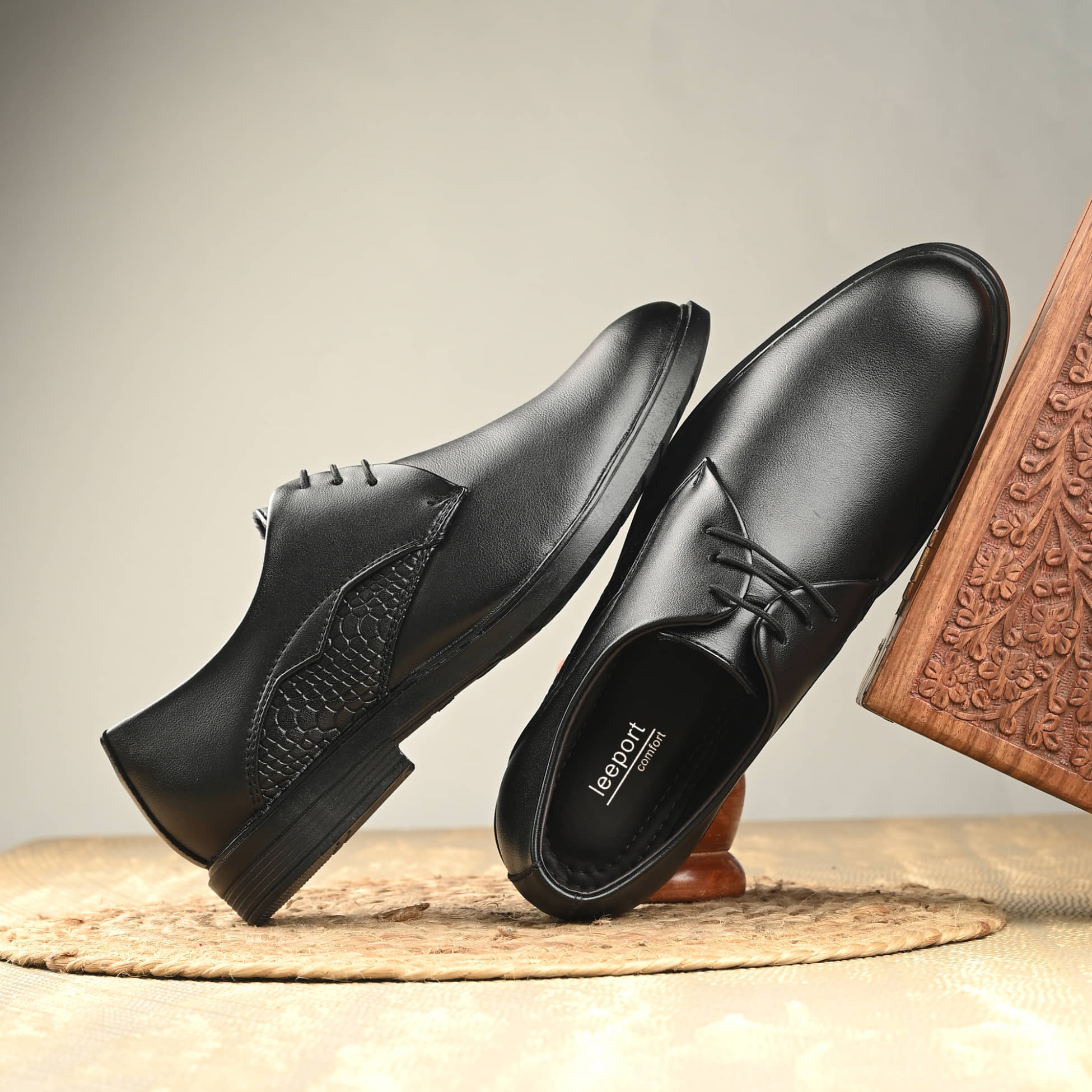 Leeport Black Men's Derby Formal Shoes - Formal Shoes | Buy online on ZillyBuy