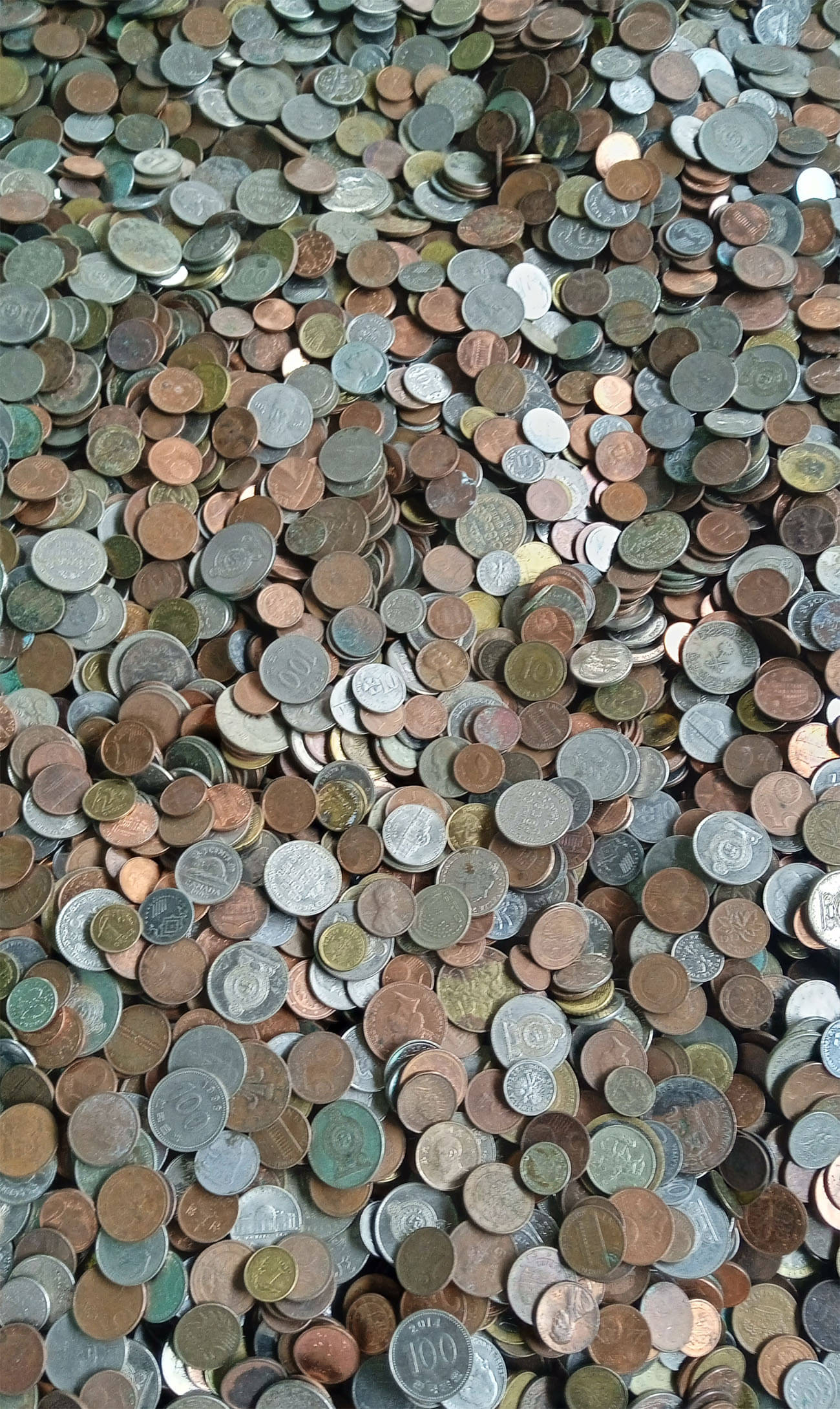     			1 Kilo Foreign Mixed Coin ( Approximately 250 Coins ) - from about 20 Countries. AUSTRALIA BAHRAIN CHINA EURO FRANCE GHANA INDONESIA JAPAN KUWAIT MALAYSIA OMAN PHILIPPINES POLAND QATAR SAUDI ARABIA SINGAPORE SOUTH KOREA
