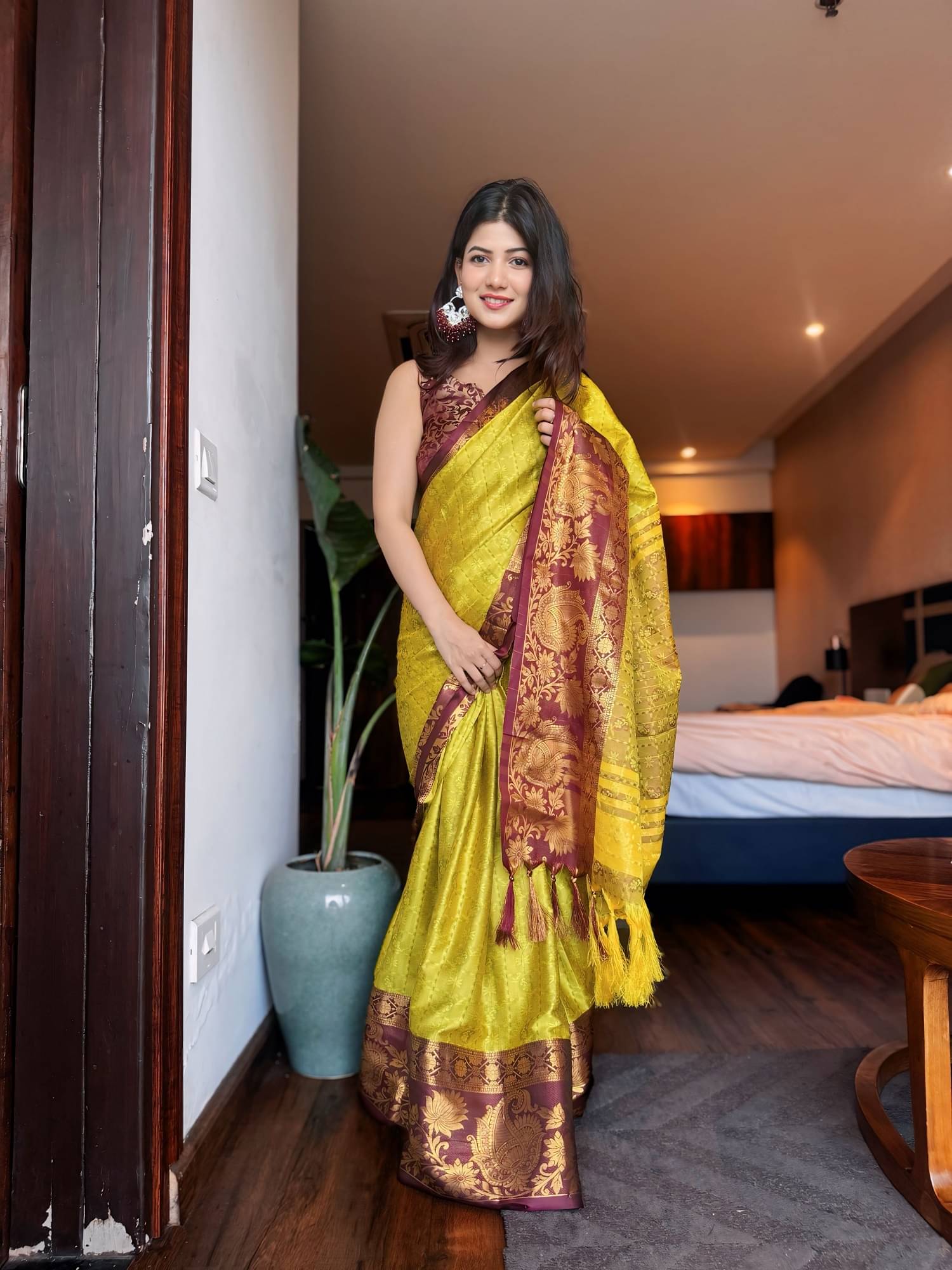A TO Z CART Kanjivaram Silk Embellished Saree With Unstitched Blouse Piece ( Sea Green ) A TO Z CART Kanjivaram Silk Embellished Saree With Unstitched Blouse Piece ( Sea Green )