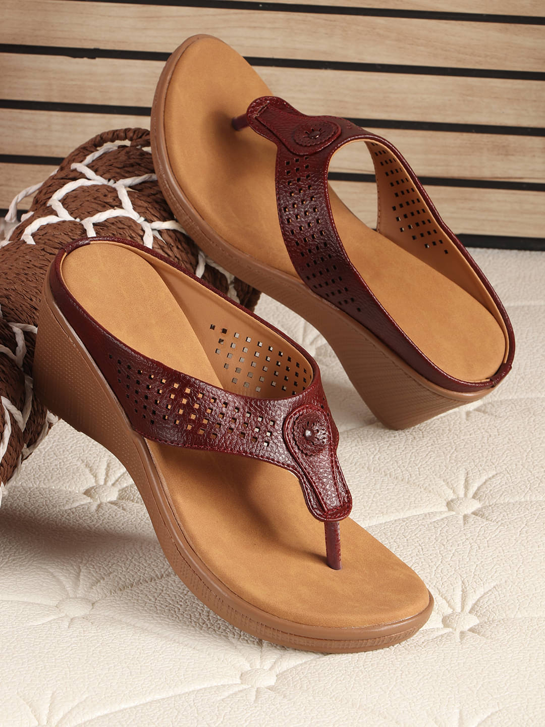     			Aroom Red Women's Slip On Heels