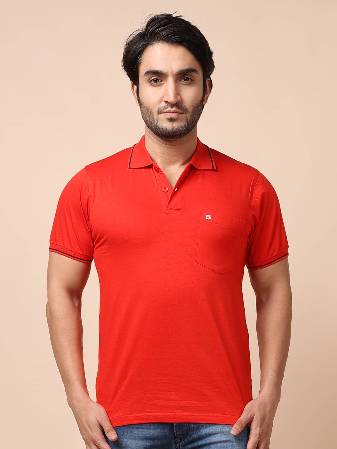     			BERRYBLUES 100% Cotton Regular Fit Solid Half Sleeves Men's V-Neck T-Shirt - Red ( Pack of 1 )