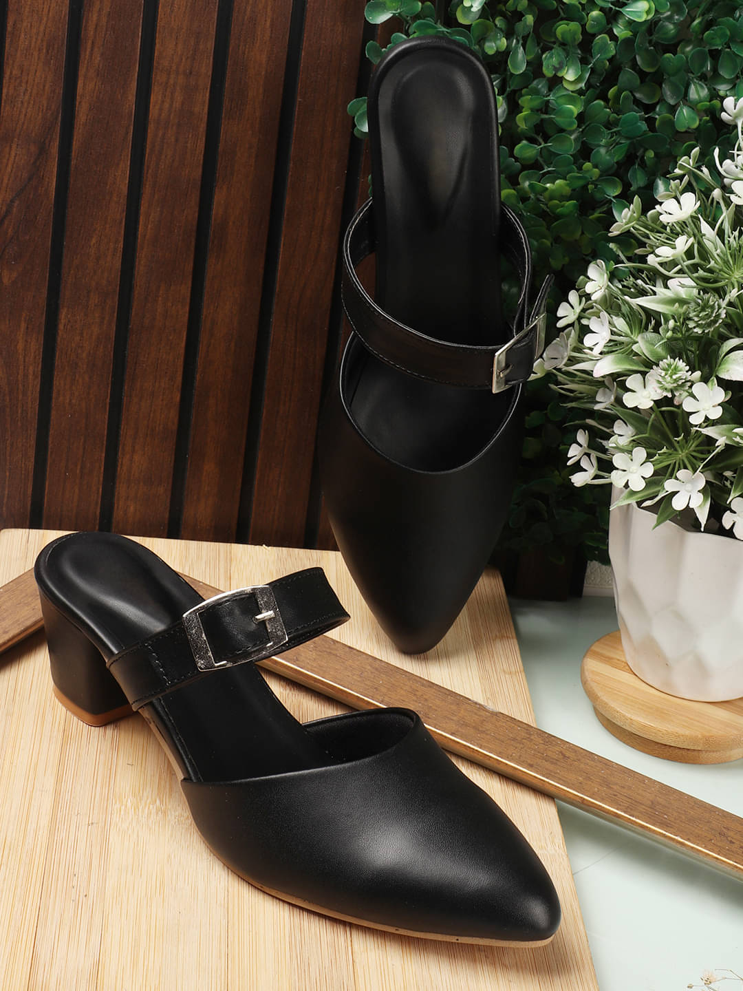     			Carrito Black Women's Mules Heels
