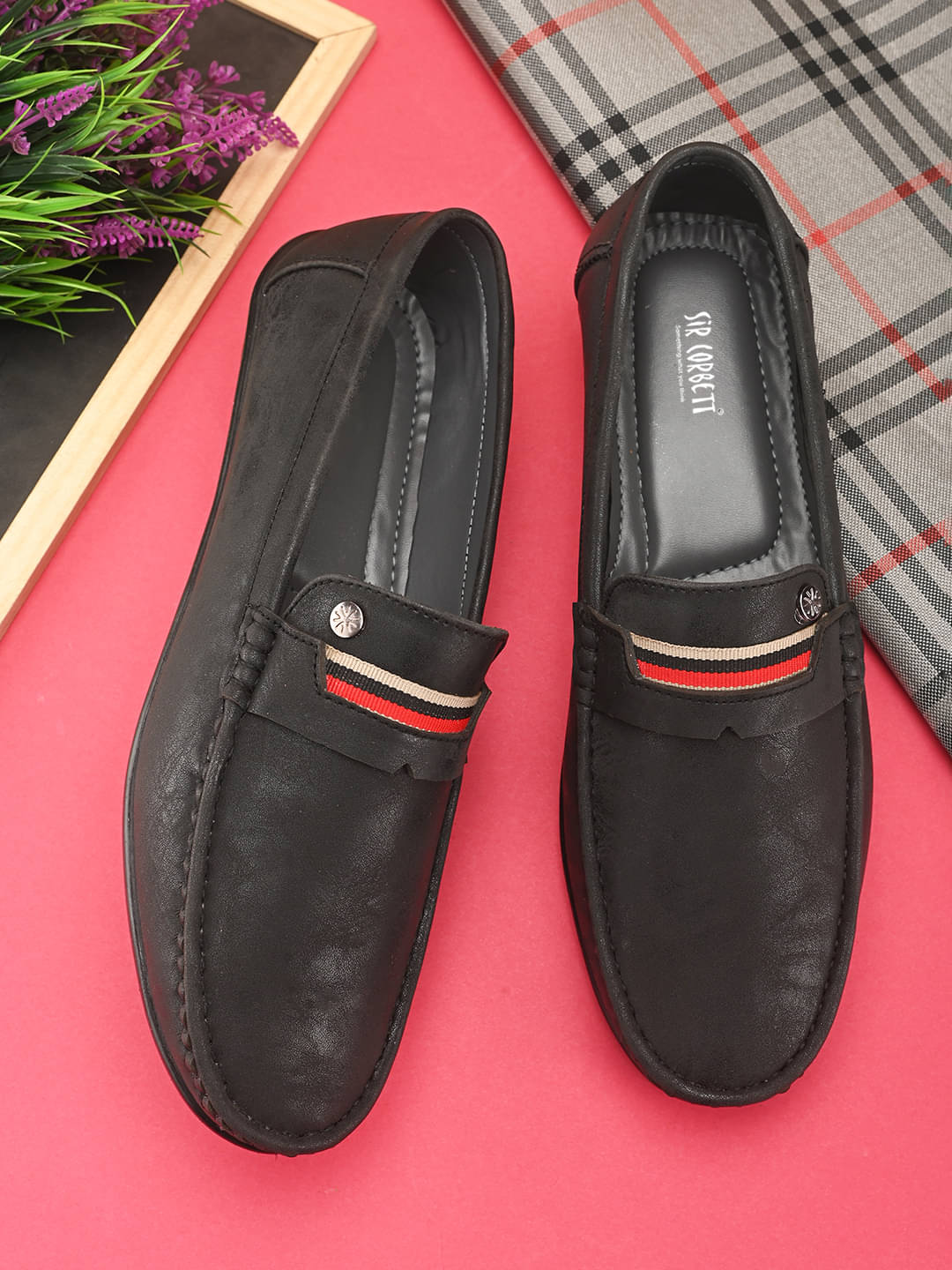     			Sir Corbett Black Men's Penny
