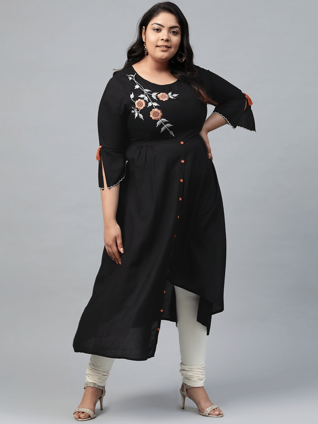     			Yash Gallery Pack of 1 Rayon Embroidered Asymmetrical Women's Kurti - ( Black )