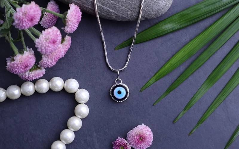 yogii Blue Pendant ( Pack of 1 ) yogii Blue Pendant ( Pack of 1 )
