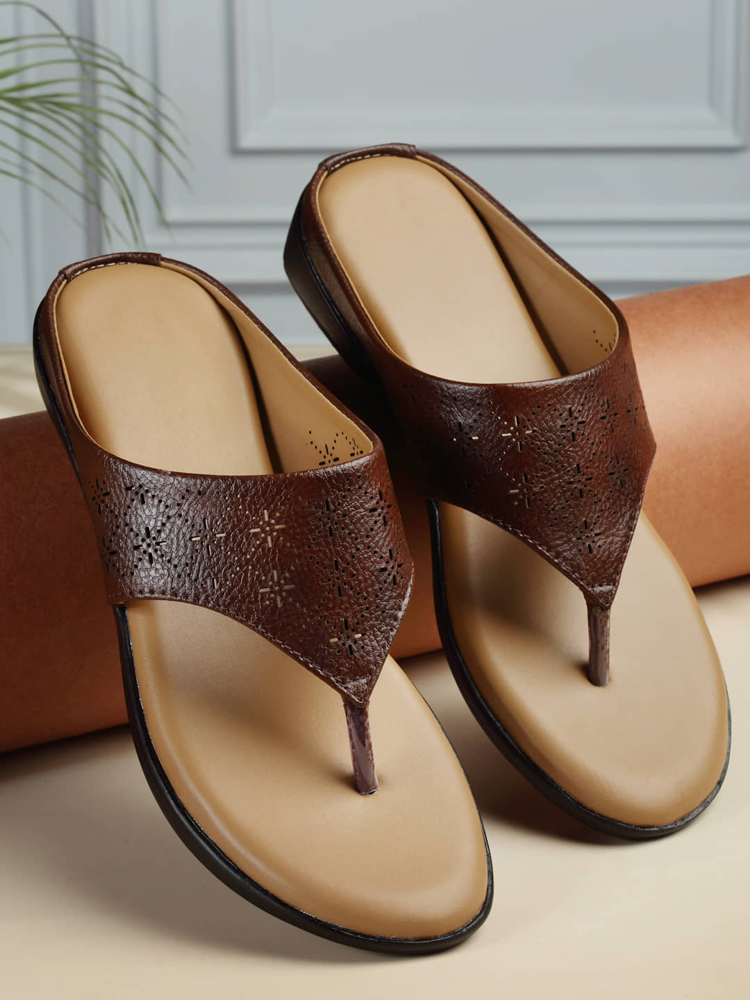 Aroom Brown Women's Flats