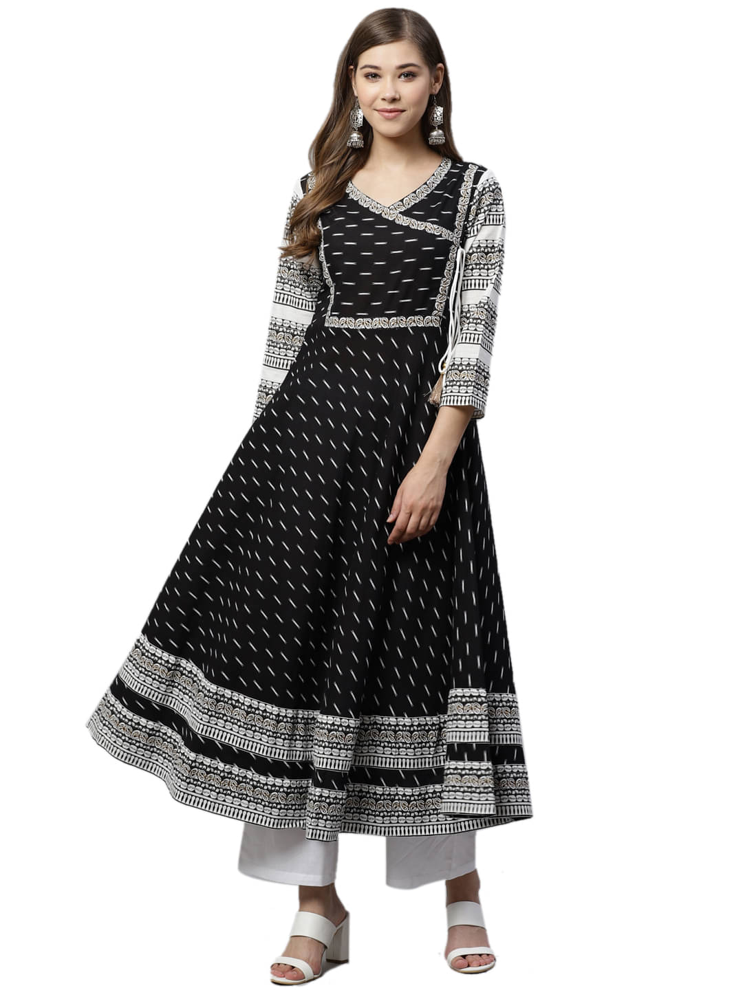Yash Gallery Pack of 1 Cotton Printed Anarkali Women's Kurti - ( Black ) Yash Gallery Pack of 1 Cotton Printed Anarkali Women's Kurti - ( Black )