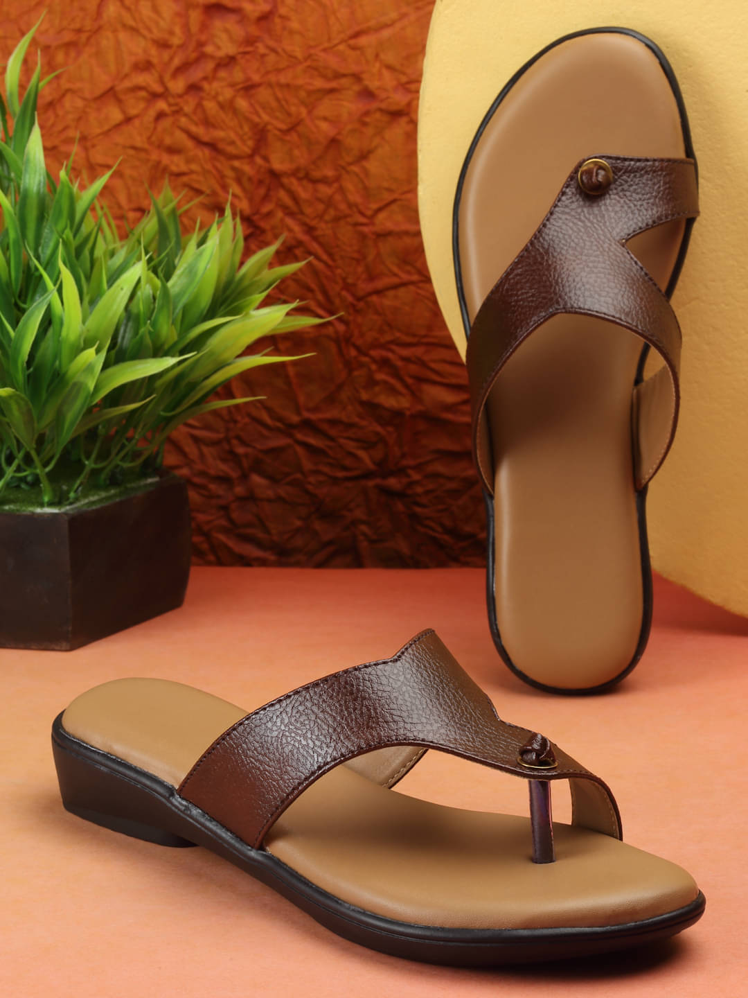     			Carrito Brown Women's Flats