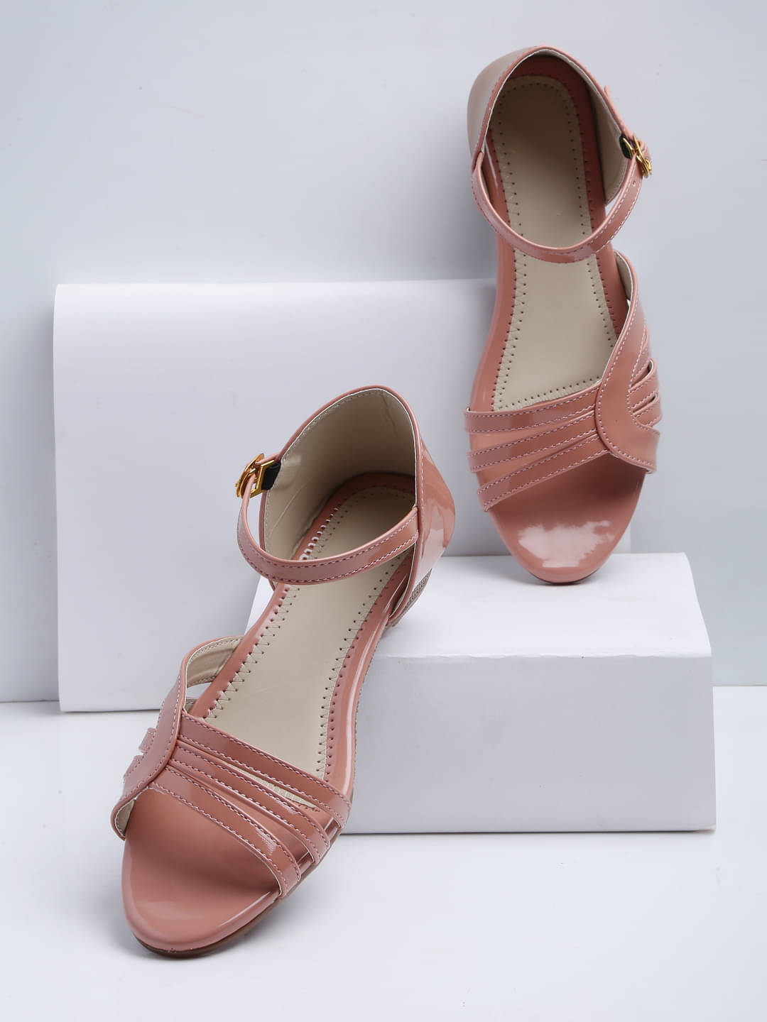     			Carrito Pink Women's Flats