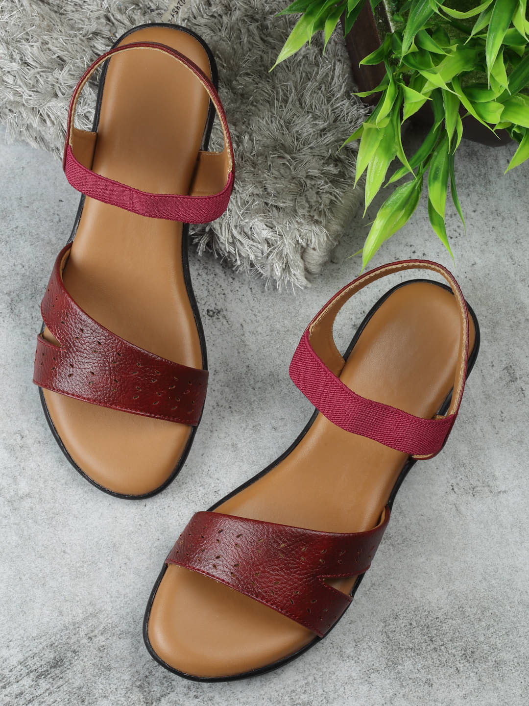 Carrito Red Women's Flats Carrito Red Women's Flats