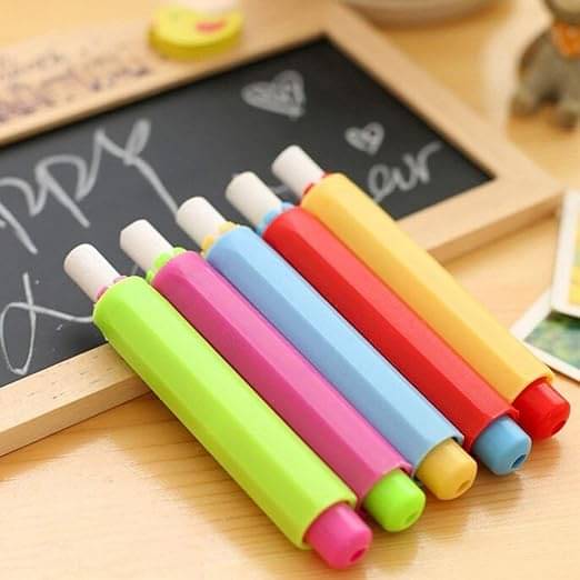     			ECLET Dustless 10 mm Chalk Holder Craft Plastic for Teachers Care and Children Finger Care Random Color Pack of 4