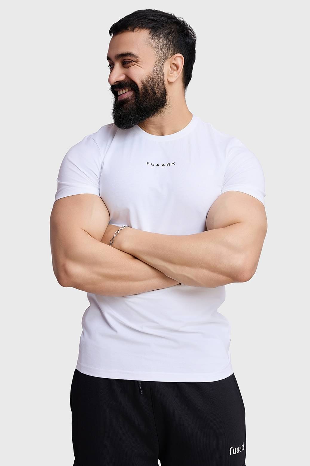 Fuaark White Cotton Slim Fit Men's Sports T-Shirt ( Pack of 1 )     			Fuaark White Cotton Slim Fit Men's Sports T-Shirt ( Pack of 1 )