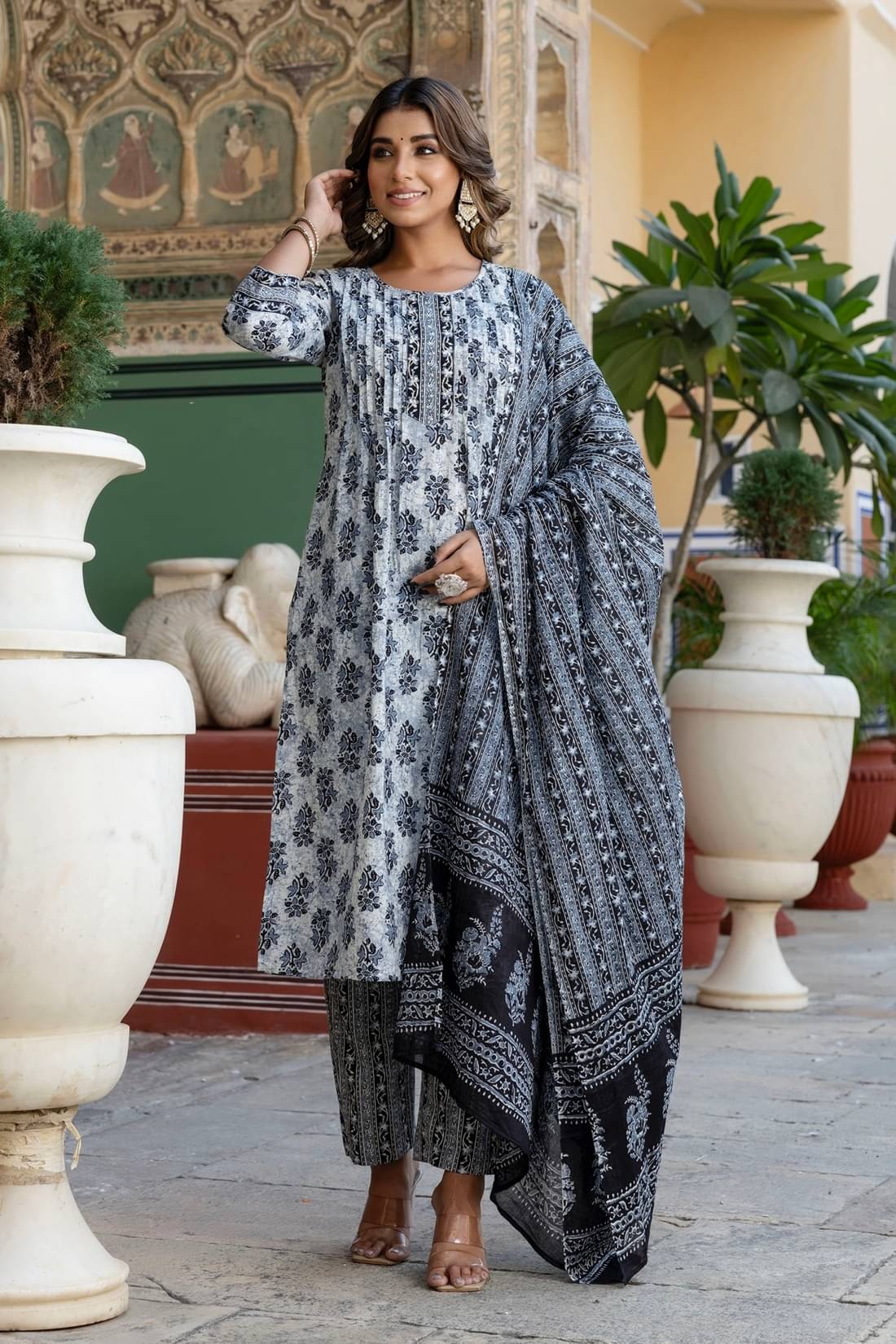     			Kohsh Cotton Printed Kurti With Pants Women's Stitched Salwar Suit - Grey ( Pack of 1 )