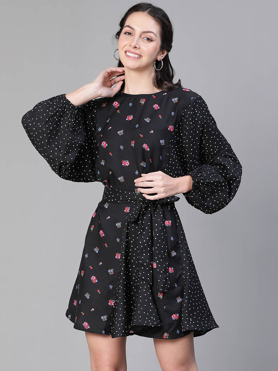 Oxolloxo Women Viscose Rayon Printed A-line Dress ( Black ) Oxolloxo Women Viscose Rayon Printed A-line Dress ( Black )