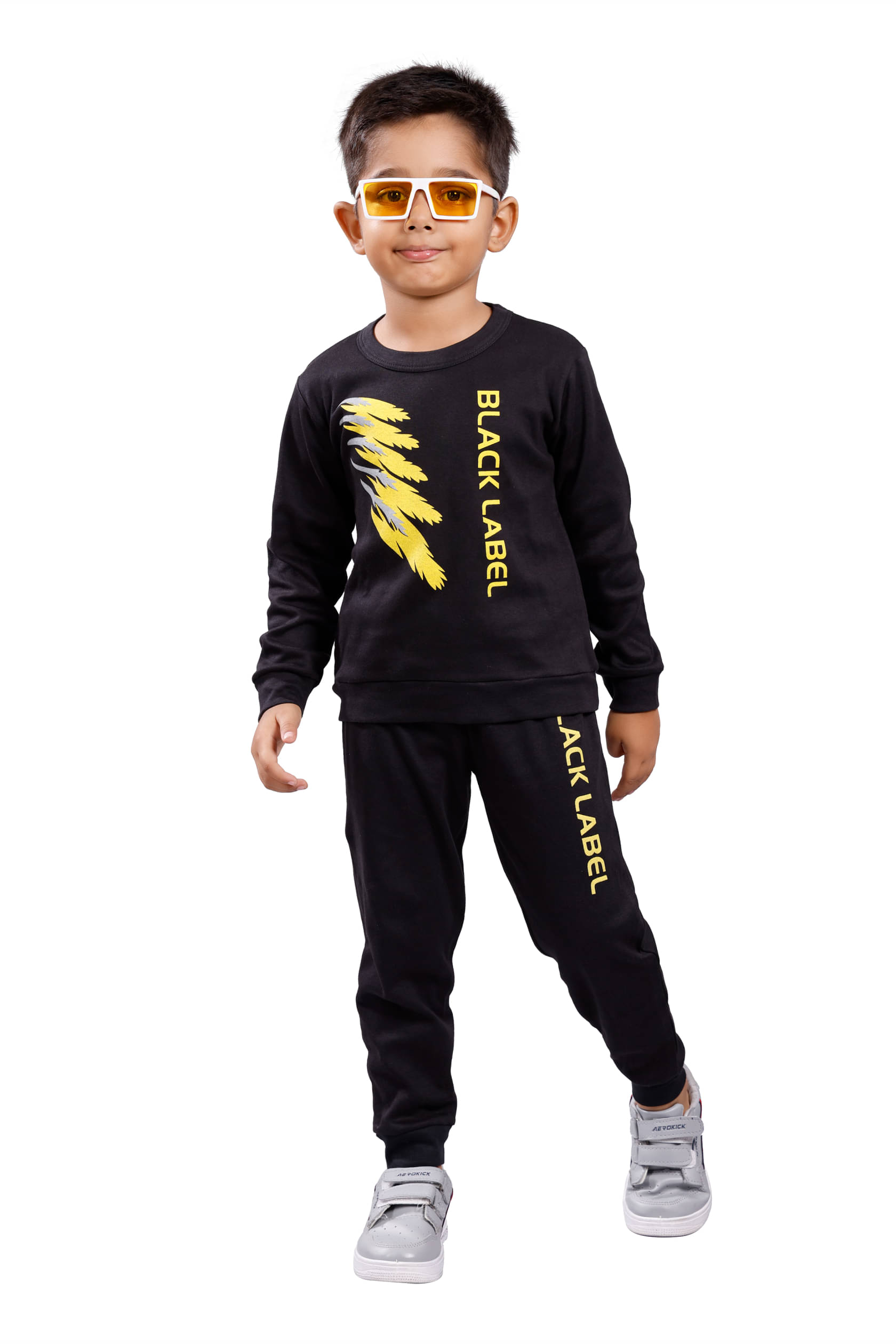 s muktar garments Pack of 1 Baby Boys Cotton Sweatshirt & Trackpant Set ( Multicolor ) s muktar garments Pack of 1 Baby Boys Cotton Sweatshirt & Trackpant Set ( Multicolor )