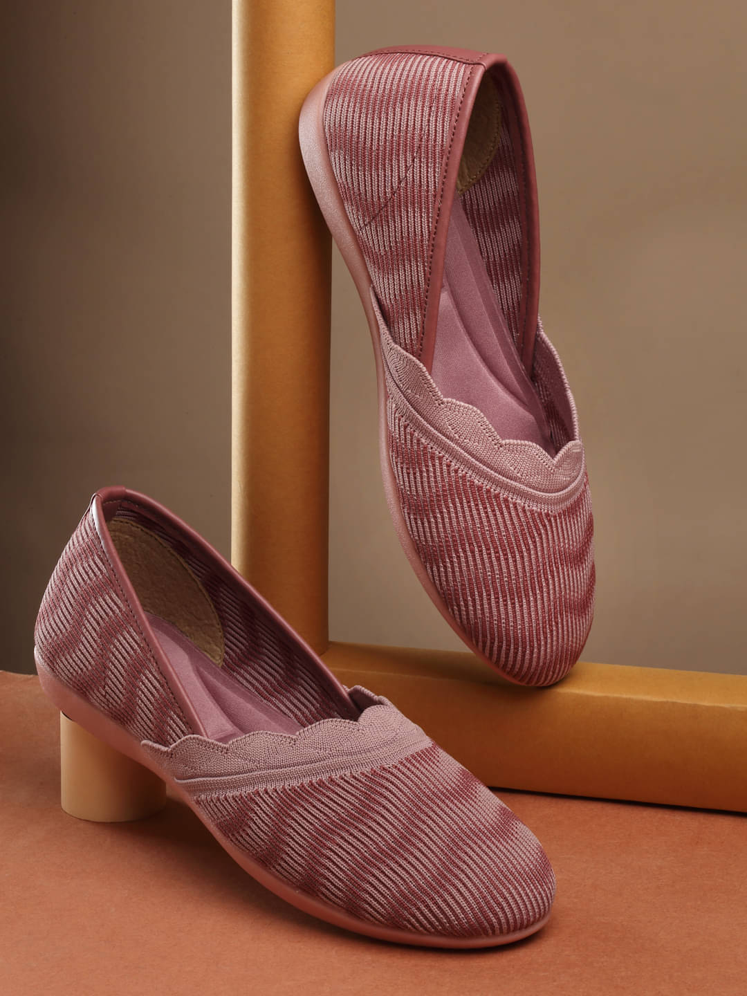     			Aroom Pink Women's Ethnic Ballerinas