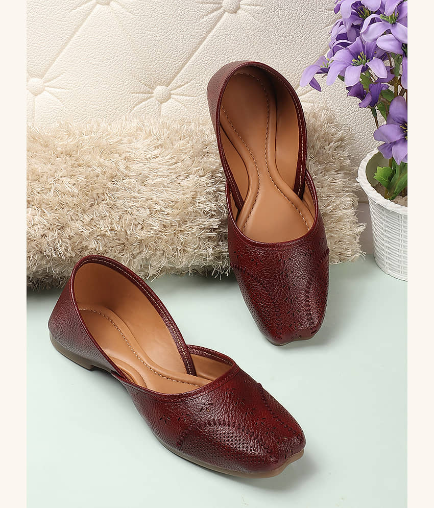 Carrito Red Women's Ethnic Ballerinas - Casual Shoes | Buy online on ZillyBuy