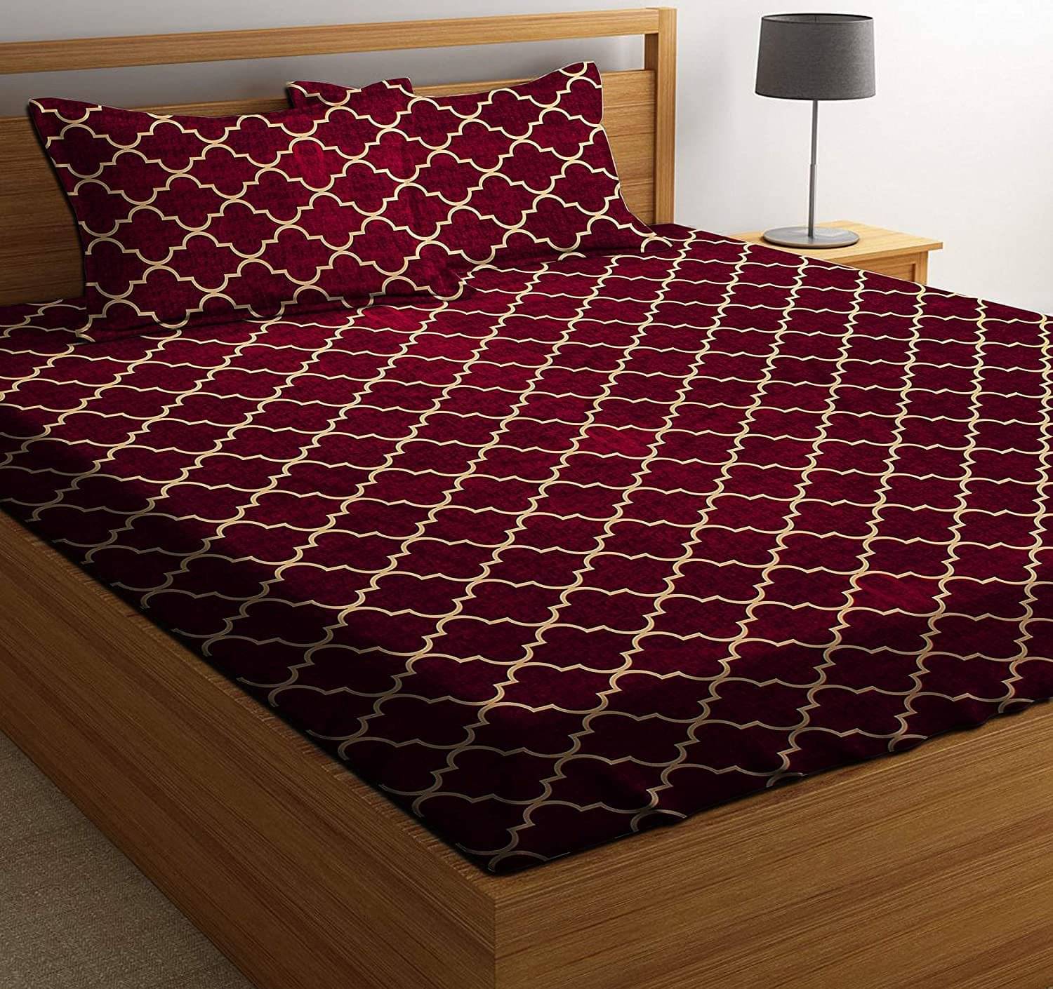     			Decent Home Microfiber 1 Double Queen Bedsheet with 2 Pillow Covers ( Maroon )