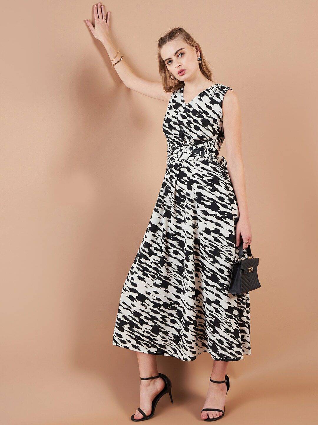 Freehand Women Polyester Printed Maxi ( White ) Freehand Women Polyester Printed Maxi ( White )