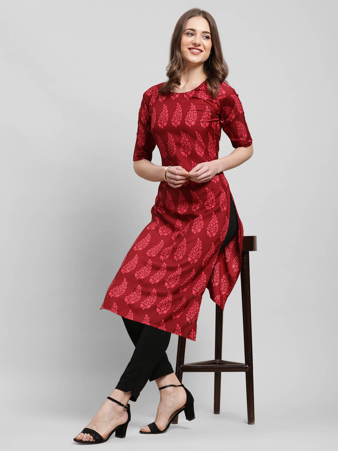 Ethnicbasket Pack of 1 Crepe Printed Straight Women's Kurti - ( Red ) Ethnicbasket Pack of 1 Crepe Printed Straight Women's Kurti - ( Red )