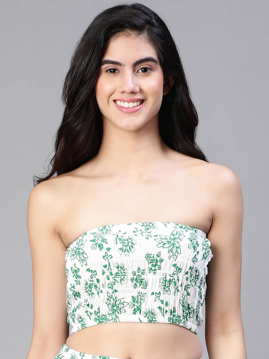     			Oxolloxo Green Viscose Rayon Women's Tube Top ( Pack of 1 )