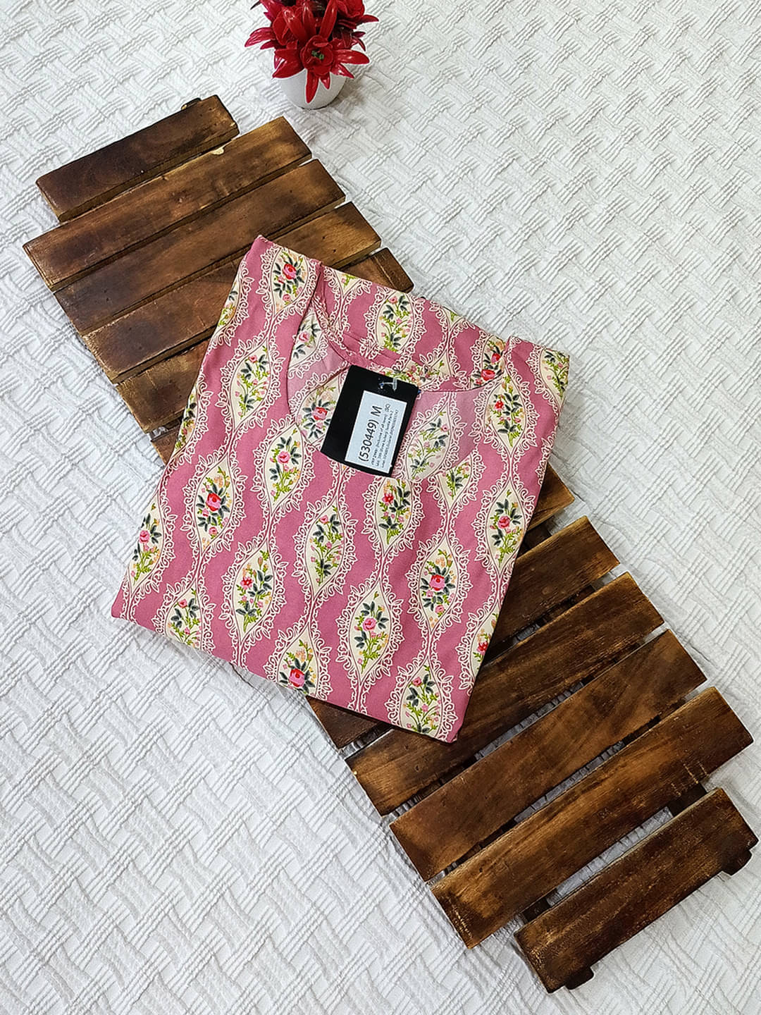     			1 Stop Fashion Pack of 1 Crepe Printed Straight Women's Kurti - ( Pink )