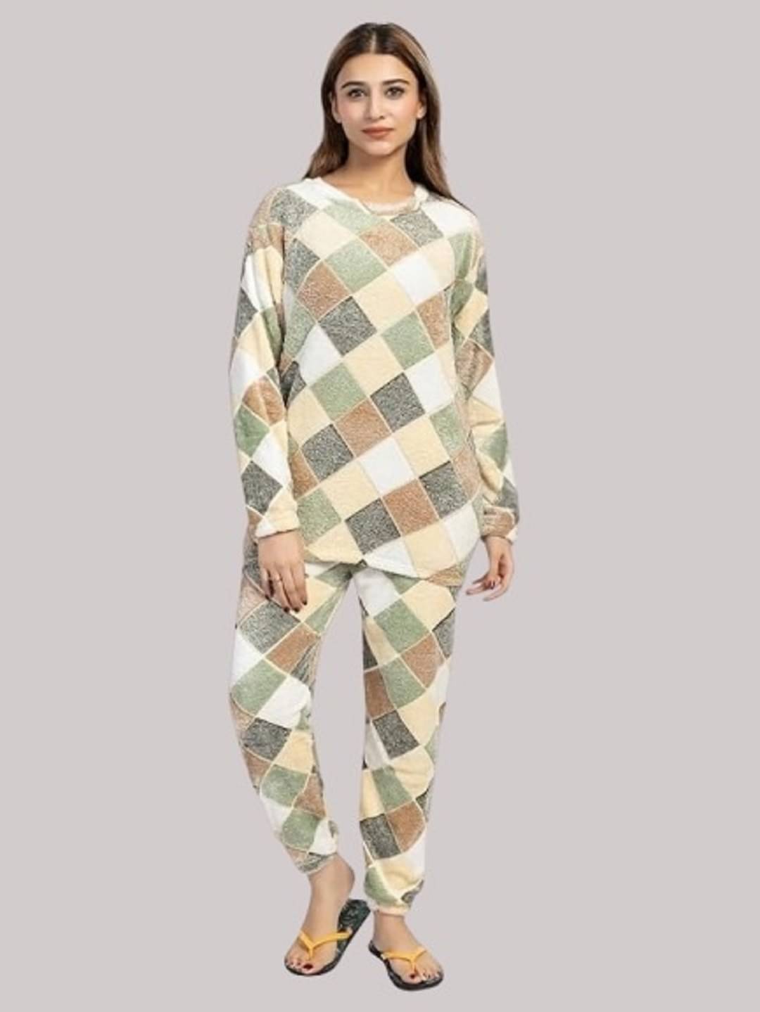 AA R HOSIERY Multicolor Spandex Women's Nightwear Nightsuit Sets ( Pack of 1 ) AA R HOSIERY Multicolor Spandex Women's Nightwear Nightsuit Sets ( Pack of 1 )