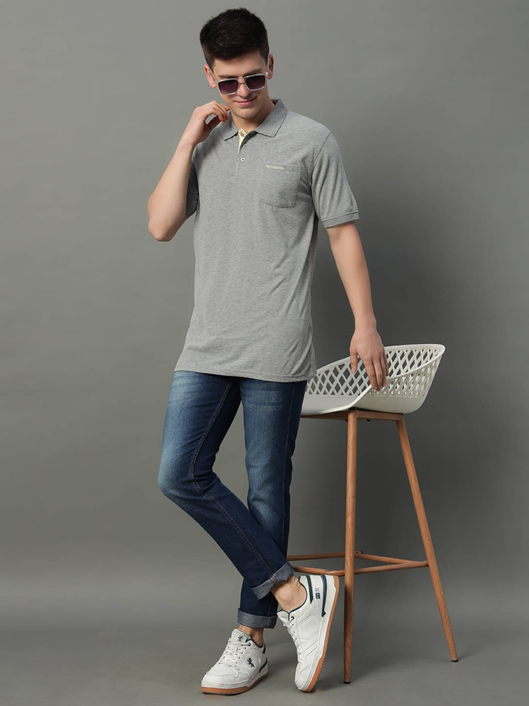 GET GOLF Pack of 1 Cotton Blend Regular Fit Self Design Half Sleeves Men's Polo T Shirt ( Grey ) GET GOLF Pack of 1 Cotton Blend Regular Fit Self Design Half Sleeves Men's Polo T Shirt ( Grey )