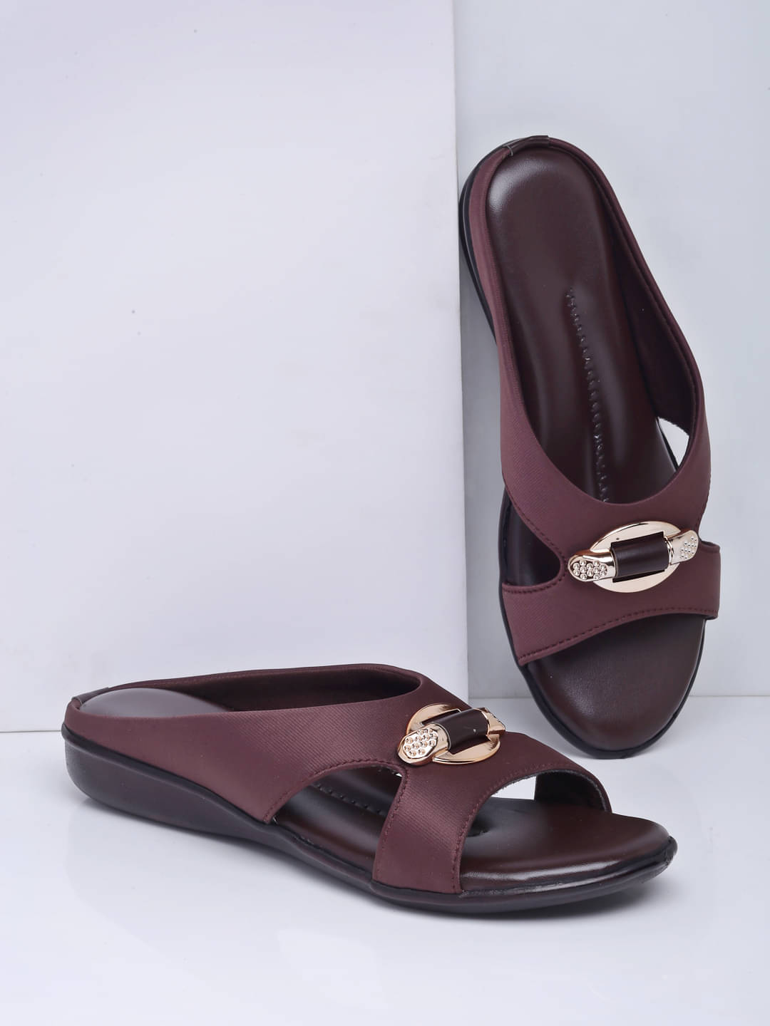     			Carrito Brown Women's Flats