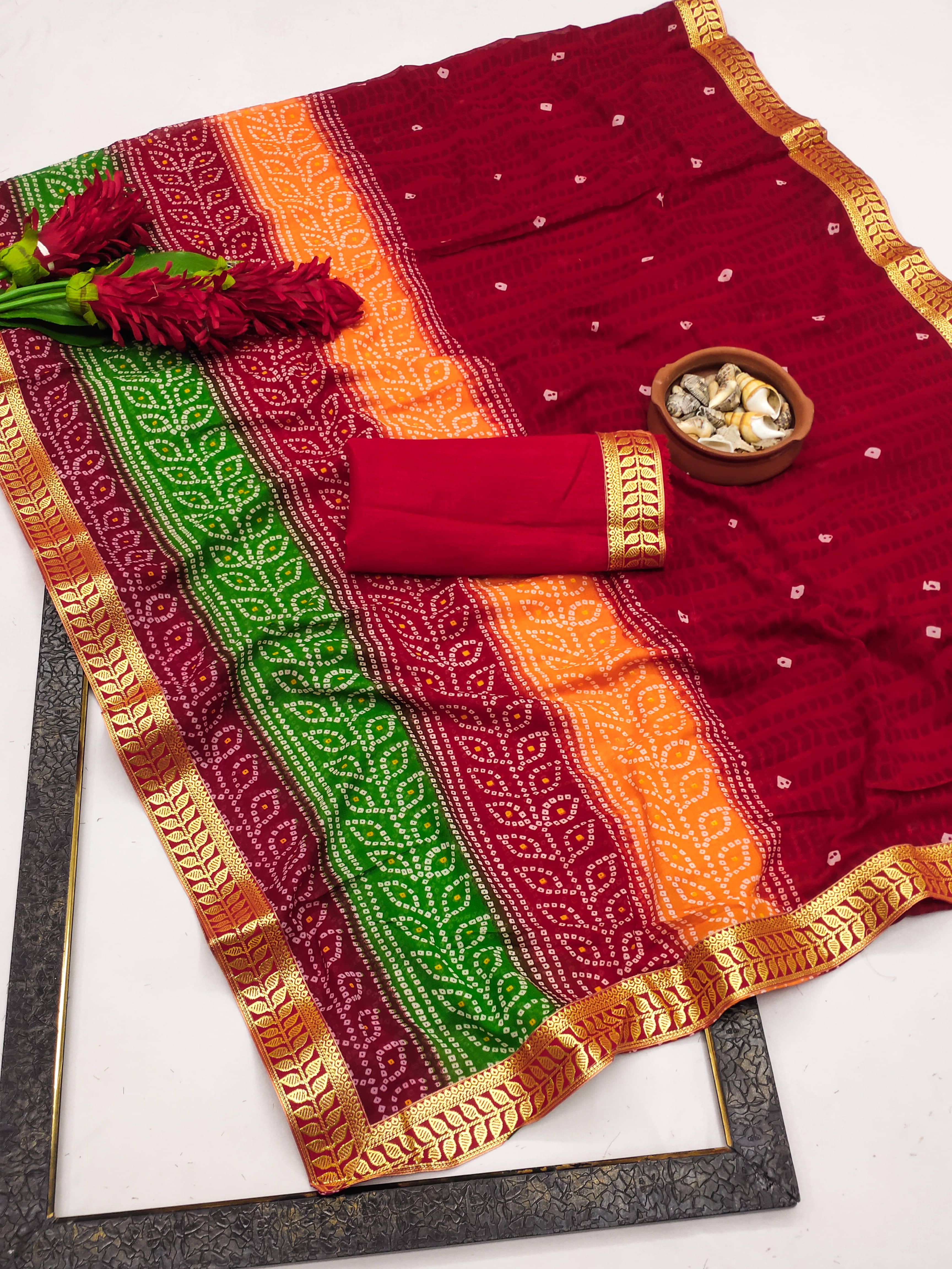 Kanooda Prints Georgette Printed Saree With Unstitched Blouse Piece ( Red )     			Kanooda Prints Georgette Printed Saree With Unstitched Blouse Piece ( Red )