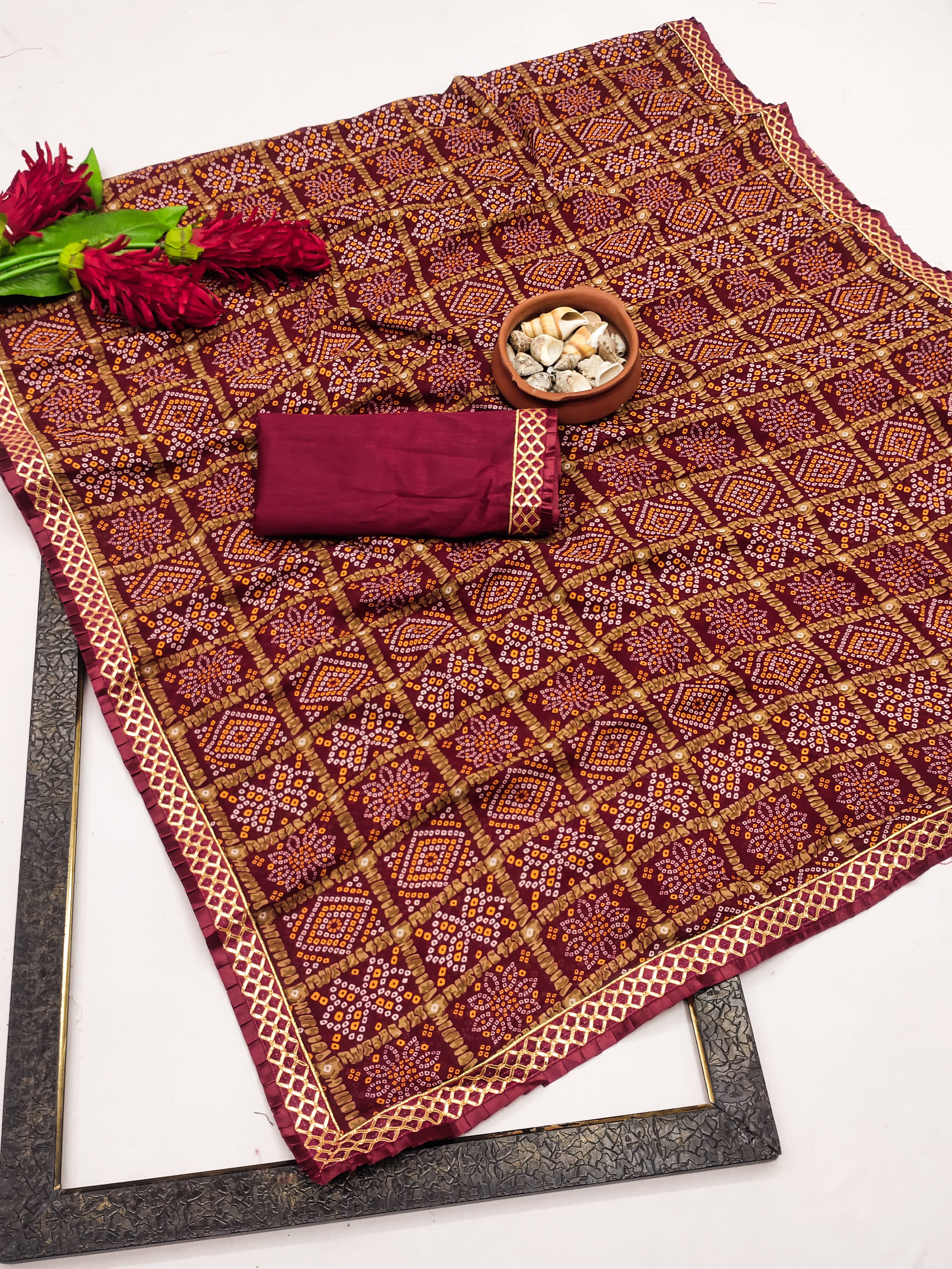 Kanooda Prints Georgette Printed Saree With Unstitched Blouse Piece ( Maroon )     			Kanooda Prints Georgette Printed Saree With Unstitched Blouse Piece ( Maroon )