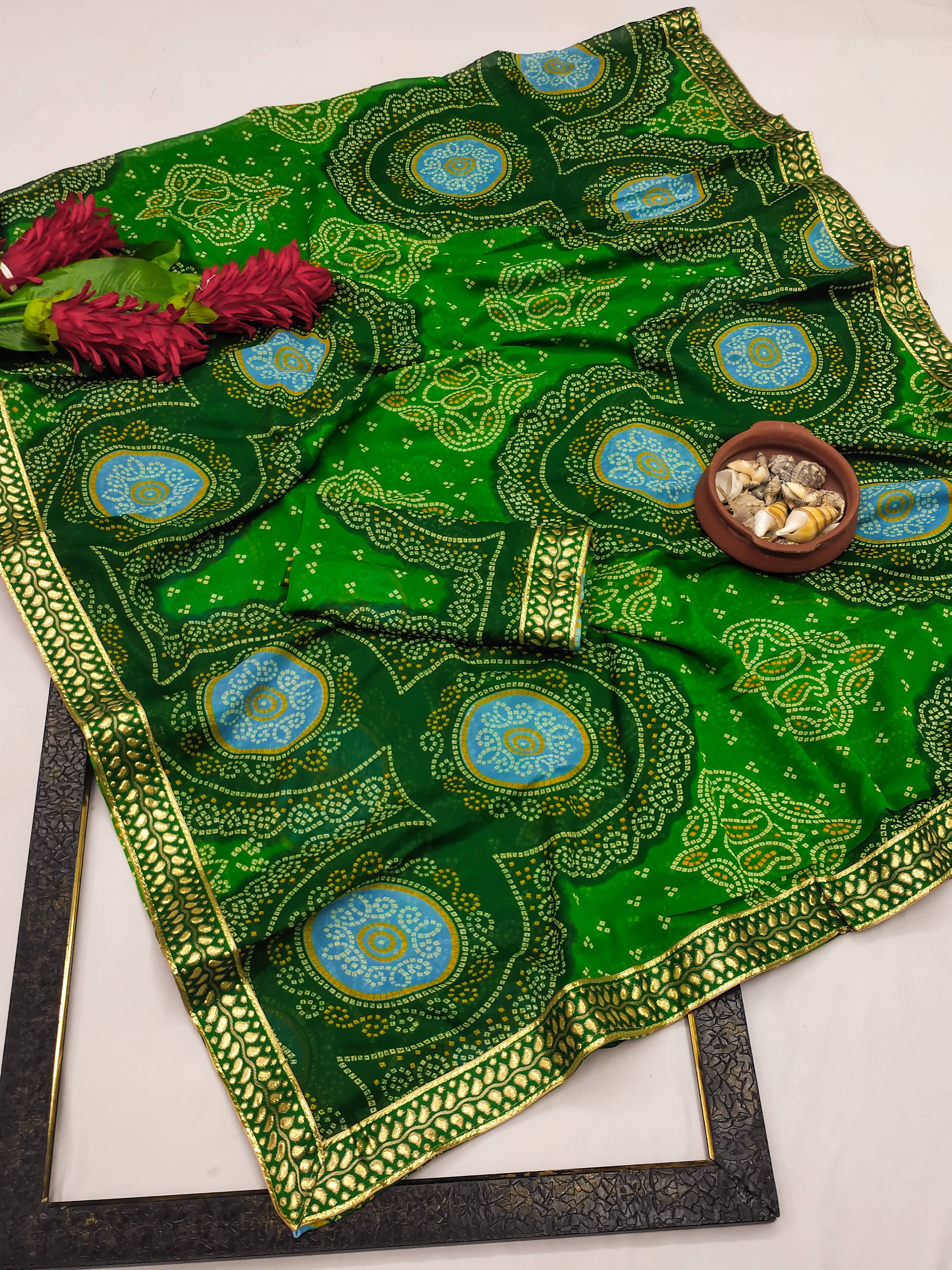     			Kanooda Prints Georgette Printed Saree With Unstitched Blouse Piece ( Green )