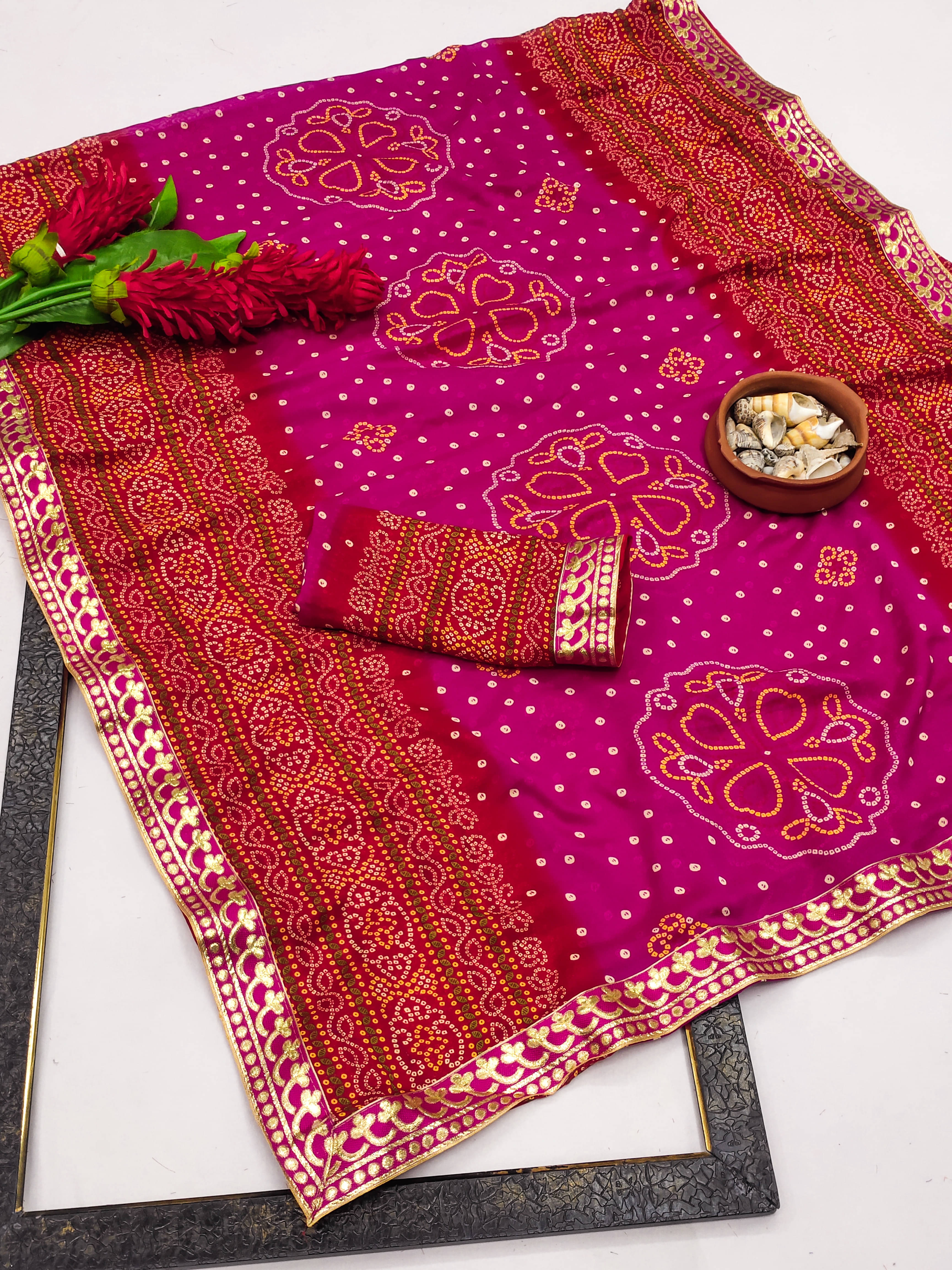 Kanooda Prints Georgette Printed Saree With Unstitched Blouse Piece ( Pink ) Kanooda Prints Georgette Printed Saree With Unstitched Blouse Piece ( Pink )